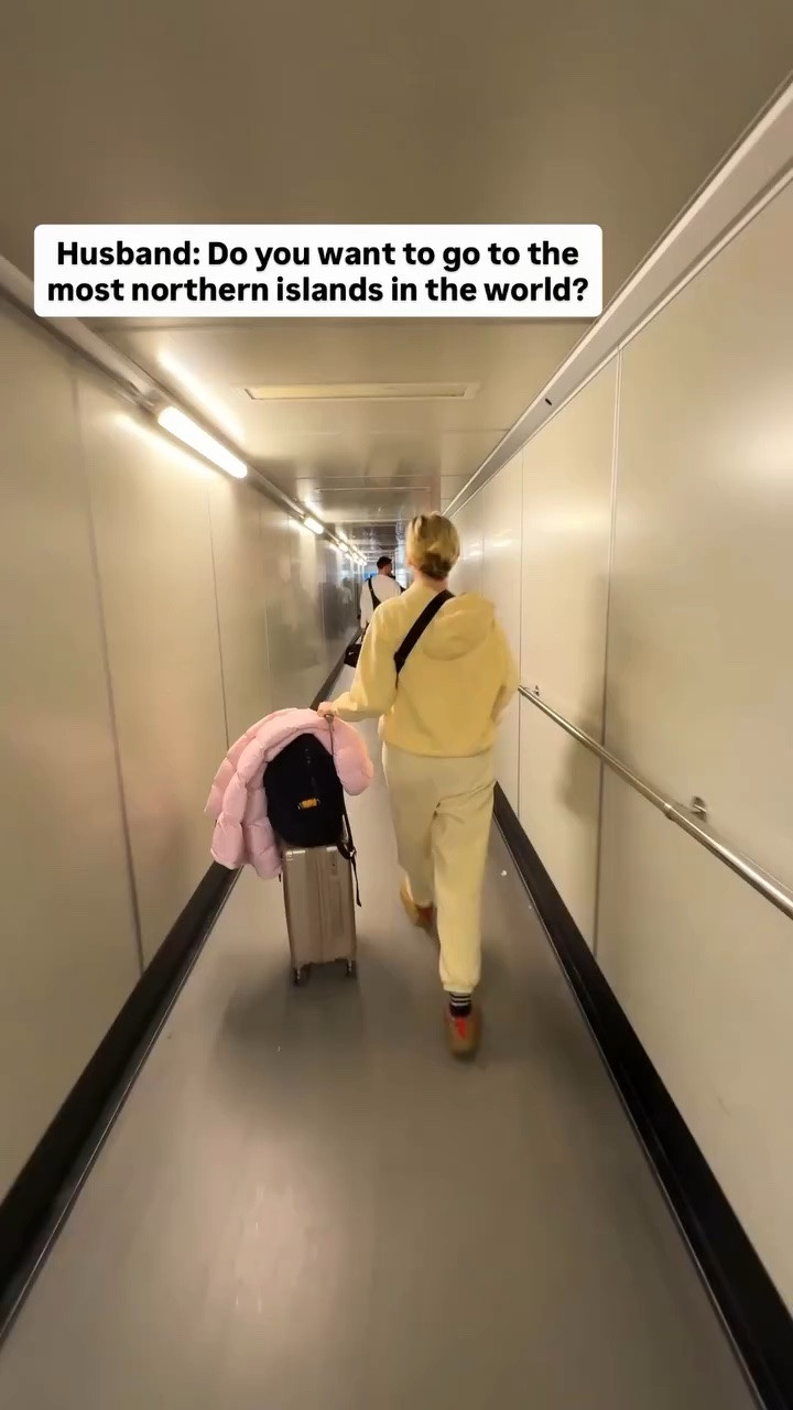 Traveling to the Arctic 🐻‍❄️🧊❄️

#LTKvlog #LTKTravel