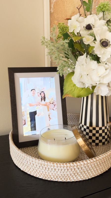 Amazon big spring sale! This smart digital frame is currently 50% off. Such a fun and great way to share pictures with family!

Smart Digital Frame, Woven serving tray, candle jar, home finds

#LTKhome #LTKfamily #LTKsalealert