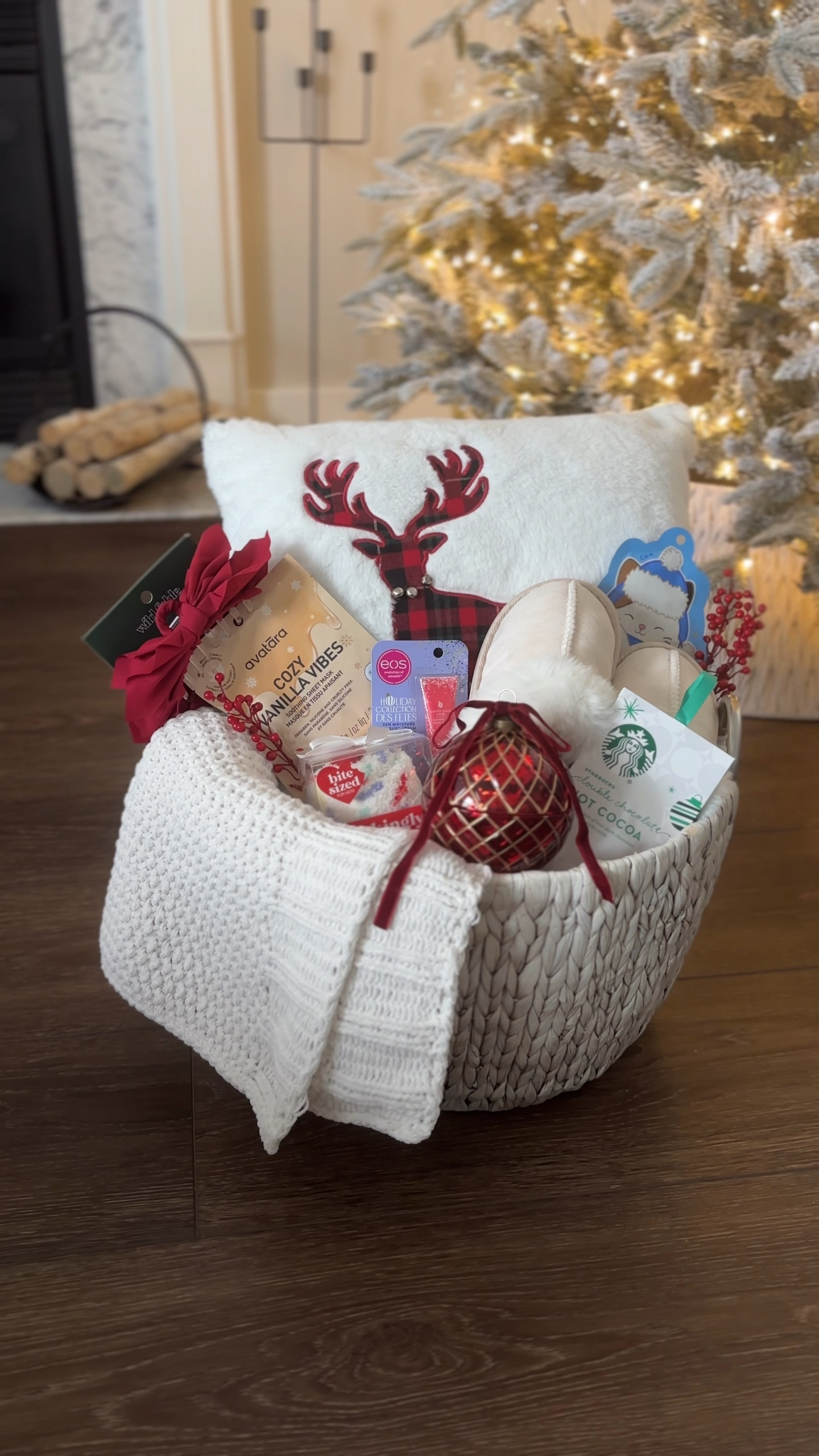 ✨ Holiday Cozy Basket ✨
There’s truly nothing sweeter than gifting a little self care this season. Fill it with all the warm, thoughtful goodies your loved one will actually use. The perfect way to wrap them in comfort 🎁

Comment “Cozy” to get the links sent straight to your inbox 🫶🏻
















.
.
.
.
.
.
.
.
.
#christmasgiftideas #holidaygiftideas #holidaygift #holidaygiftguide #holidayseason 

#LTKHoliday #LTKSeasonal #LTKGiftGuide