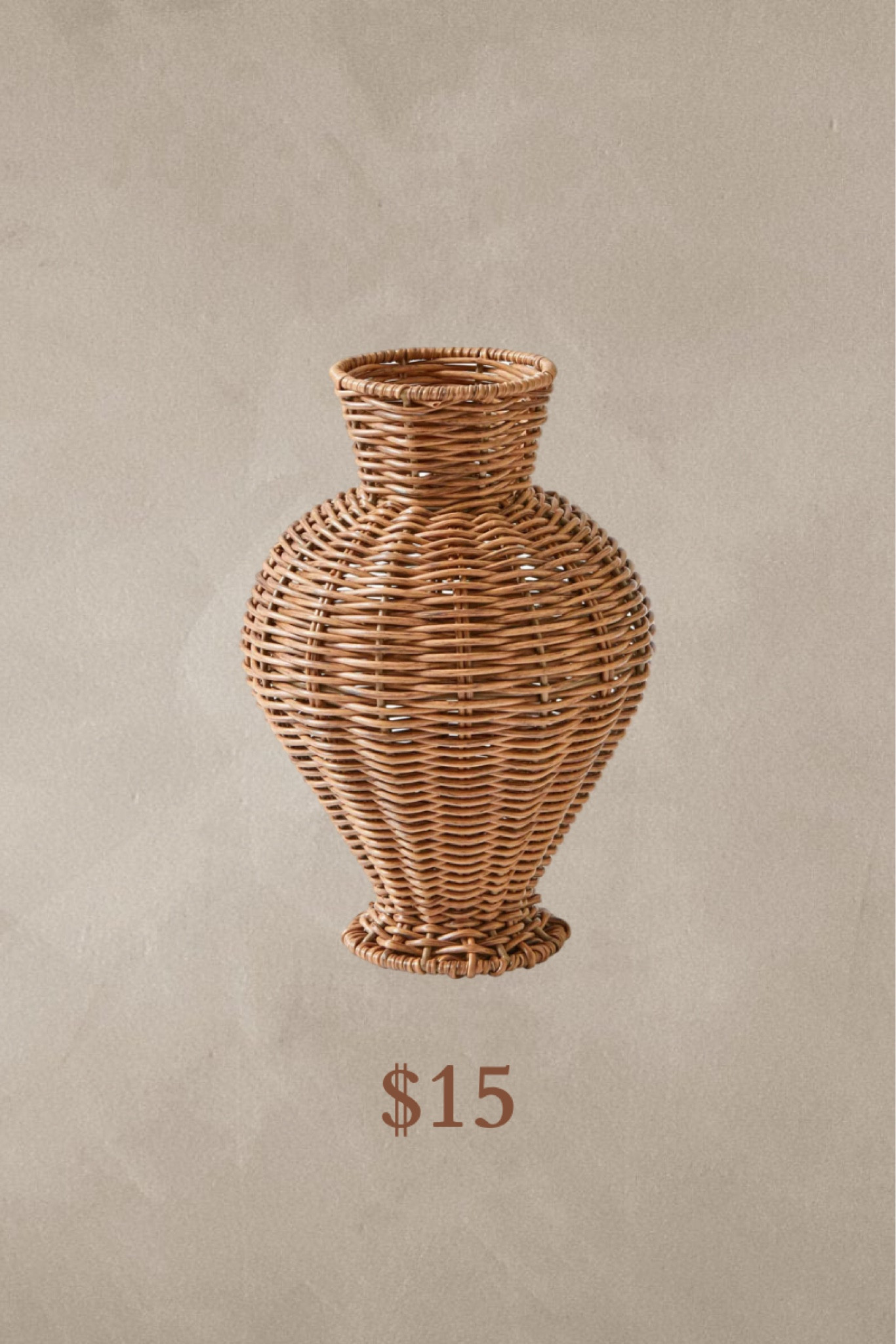 Walmart Rattan Vase 


#walmart #affordable #decor 