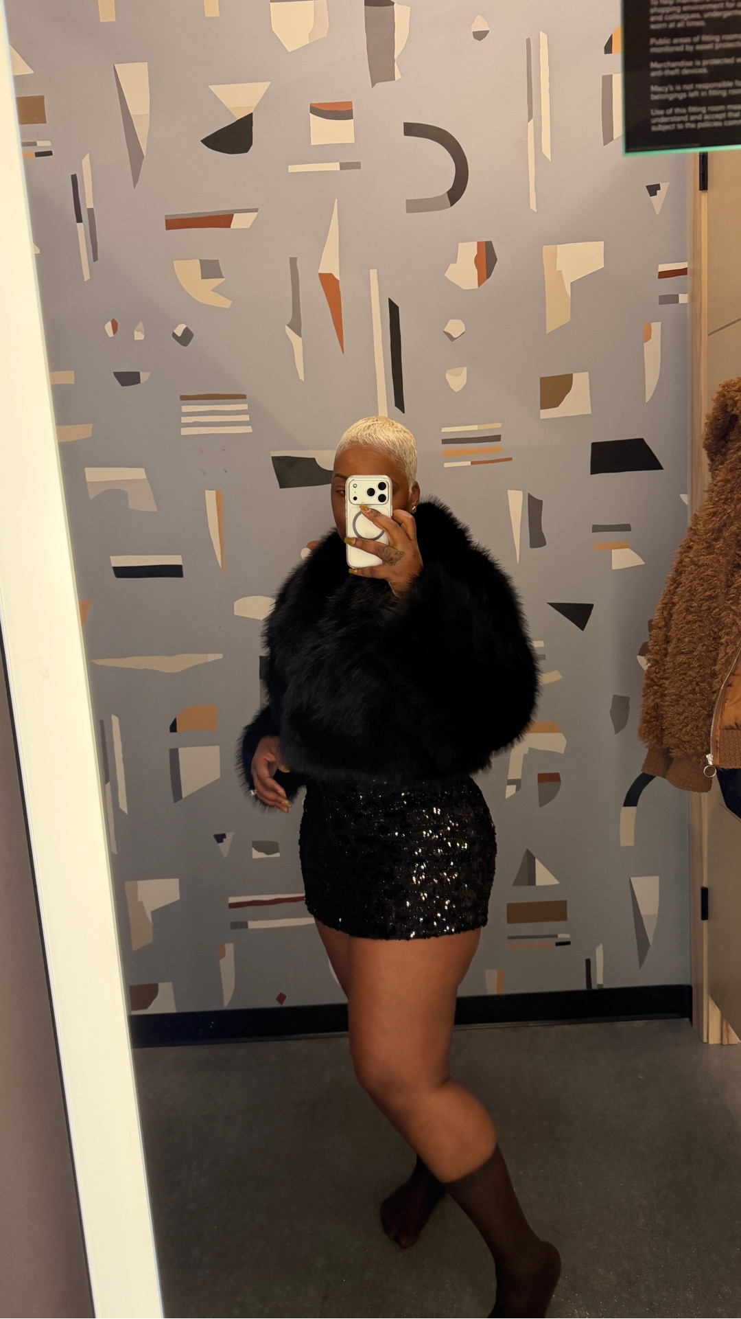 Cyber Mondays 40% off pulled me right into Macys today. I’m in love with these festive holiday pieces. 

#LTKgrwm #LTKootd #LTKHoliday