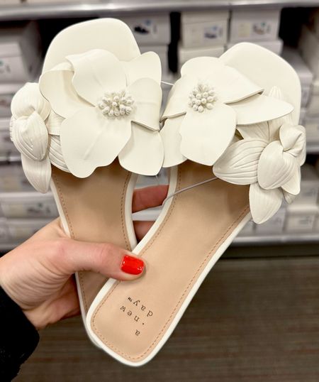 White slides 
Spring sandals 
Floral

#LTKMostLoved #LTKGiftGuide