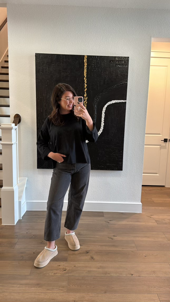 Neutral outfit inspo! Obsessed with these Madewell barrel jeans.  

 

#LTKStyleTip