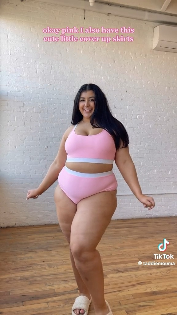 Cute pink swimsuit in size XXL 💕

#LTKstyletip #LTKcurves #LTKswim