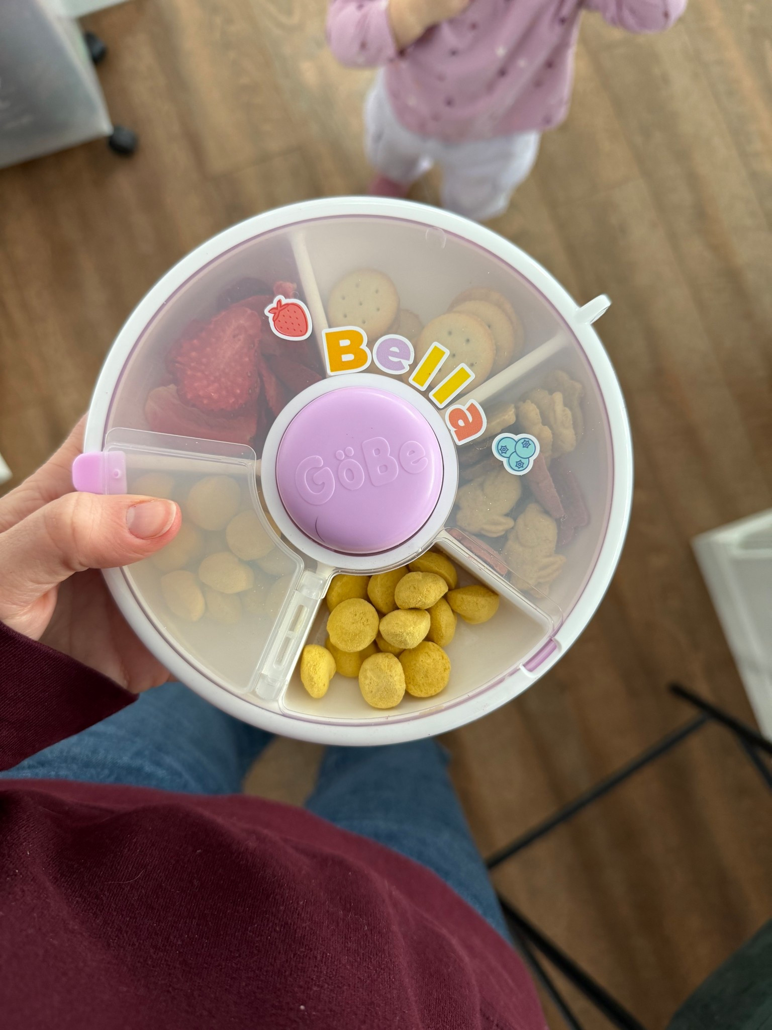 Toddler must have - snack spinner 