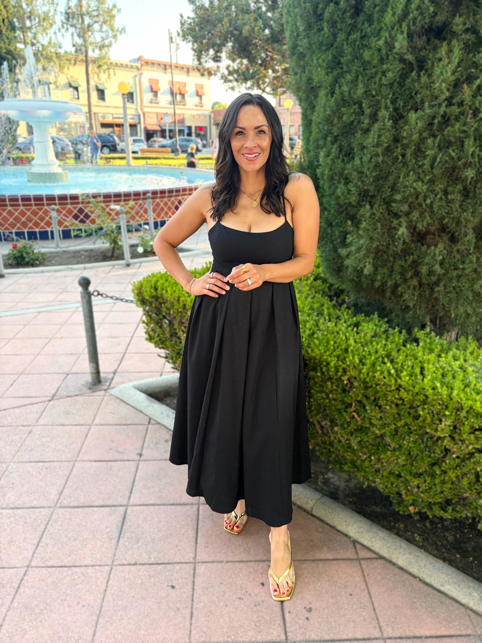 Who else love a LBD for summer time ☀️

#LTKmomlife #LTKTravel #LTKBeauty