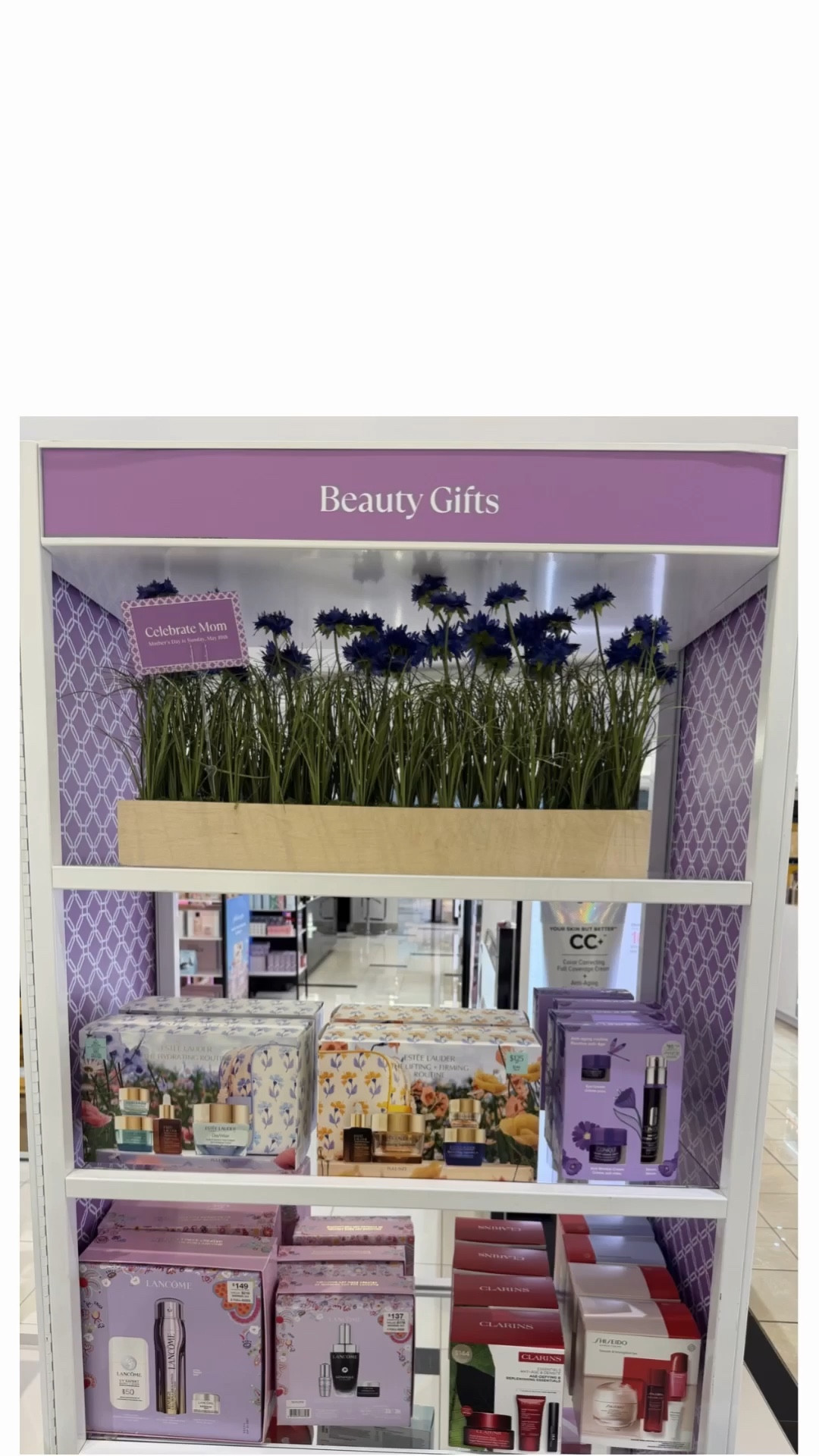 Mother’s Day Gifts @Macys 
Find the best gifts for your mom on Friends and family sale
Upto 30% on your fav brands
upto 15% on Beauty and Fragrances

#LTKSaleAlert #LTKmomlife #LTKMothersDay