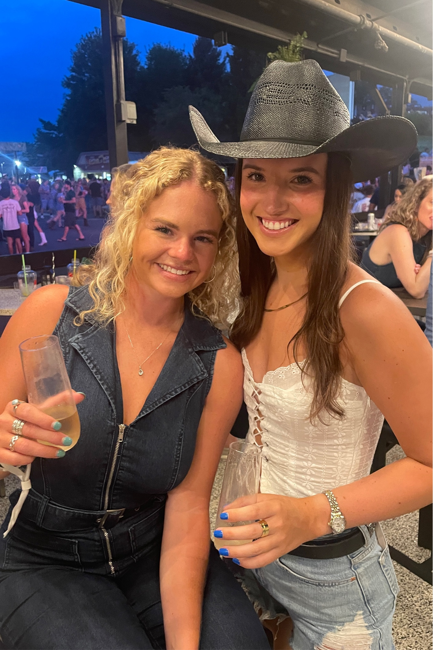 Jason Aldean Concert Outfit

Forever 21 Denim One Piece