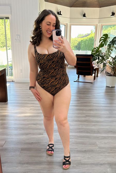 Sculpting shapewear style swimsuits that you can also wear on your period? Yes please 🙌 when you shop Knix you can use code jamieleighgagnon to save 15% on your order of $120+ 💕

#LTKMidsize #LTKSwim #LTKTravel
