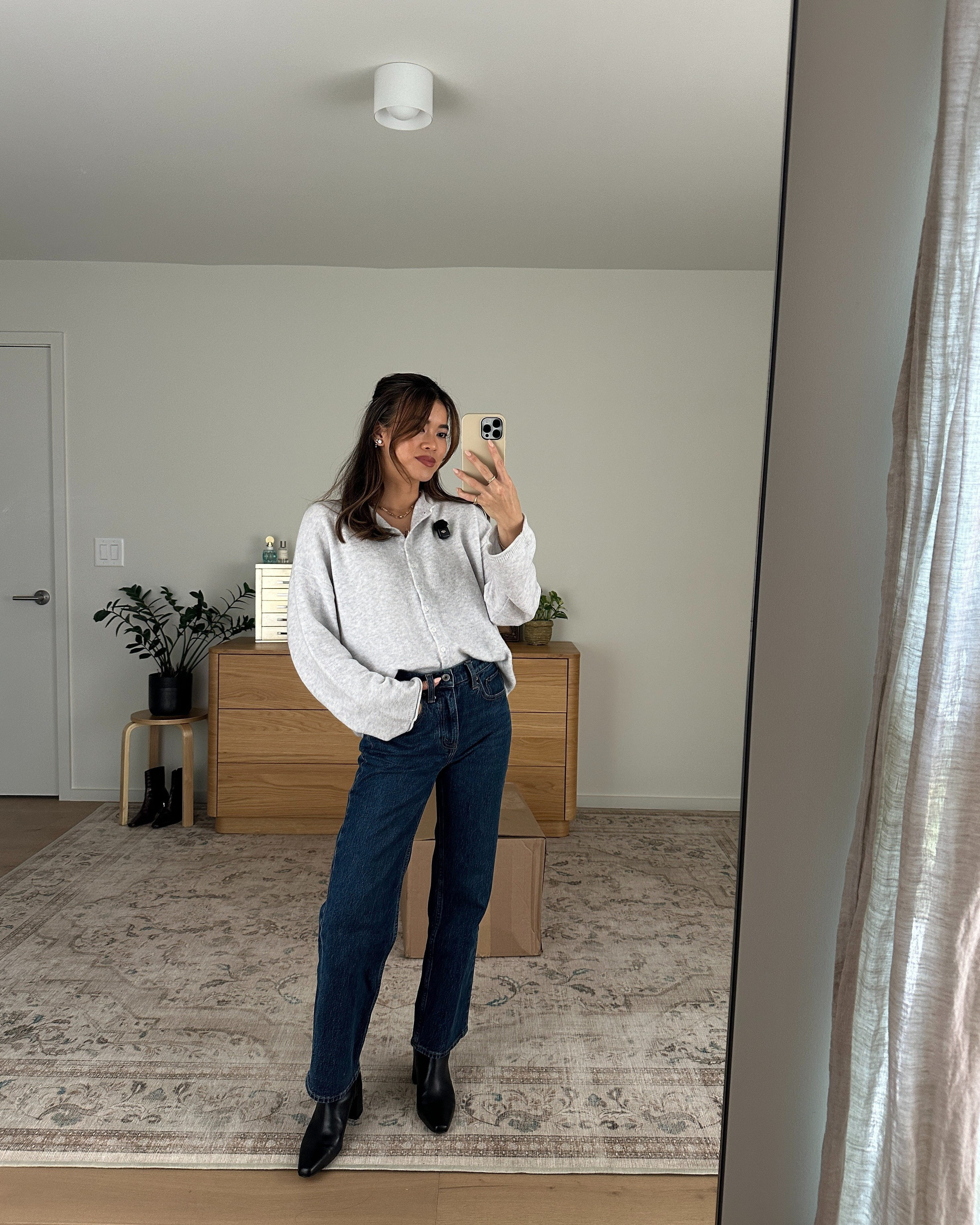 I love a cozy cardigan for fall! This @abercrombie one is so soft.

Sizing info:
• Abercrombie Merino Wool-Blend Roll Neck Cardigan (Size Small in Grey)
• Abercrombie High Rise 90s Relaxed Jeans (Size 23 Extra short in Dark Wash)

Fall Abercrombie new arrivals, Abercrombie sweaters, Abercrombie petite pants, Abercrombie petite denim, Petite style, petite fashion, mom outfit, mom style, petite pants, petite outfit ideas, petite outfits, best pants for petite, petite denim, vacation outfits, fall outfits, fall style, fall trends, fall looks fall outfit ideas, Abercrombie try on, fall boots, fall denim, fall lookbook, fall outfits

#LTKootd #LTKSeasonal #LTKPetite