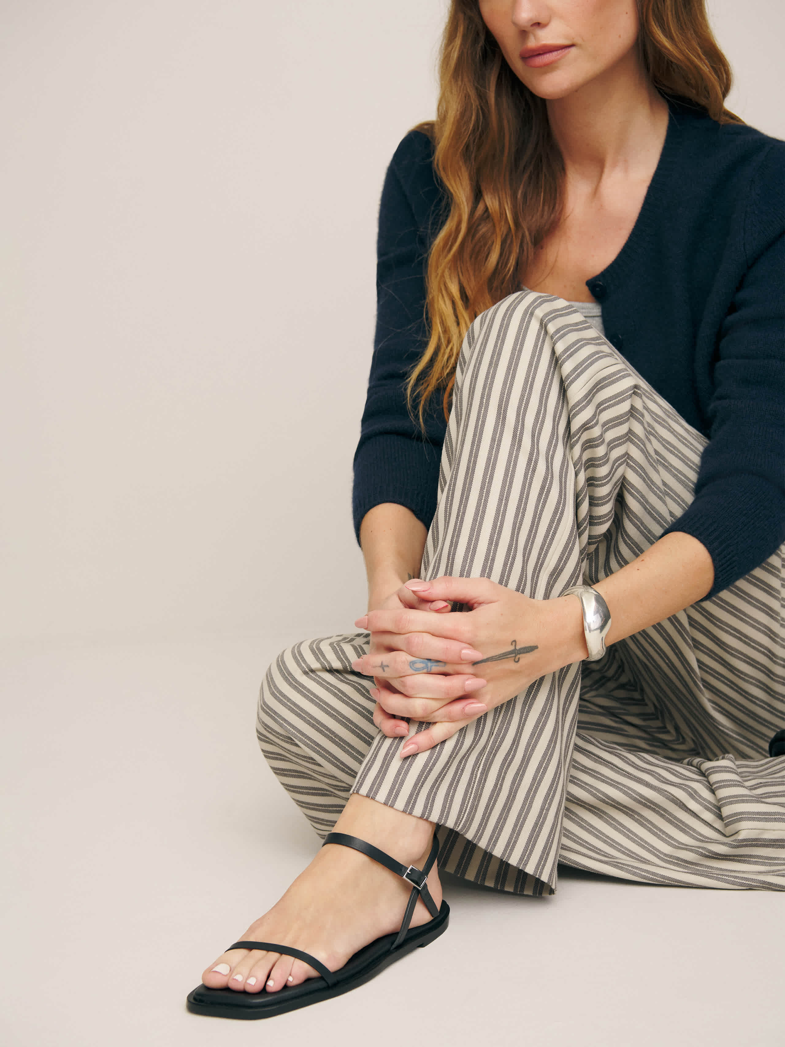 Reformation Lake Flat Sandal Black Leather 9.5 | Reformation (Global)