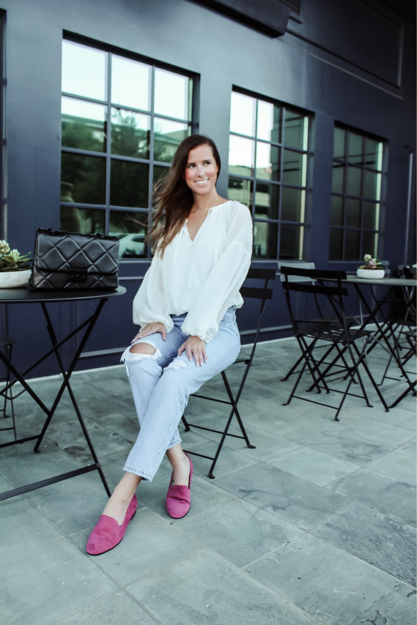 Stepping into the new season ☕️🍁🍂 in the cutest loafers from @vionic ! Not only are they the perfect pop of color, they are comfy too. Perfect for school, the office and beyond. 🫶🏻