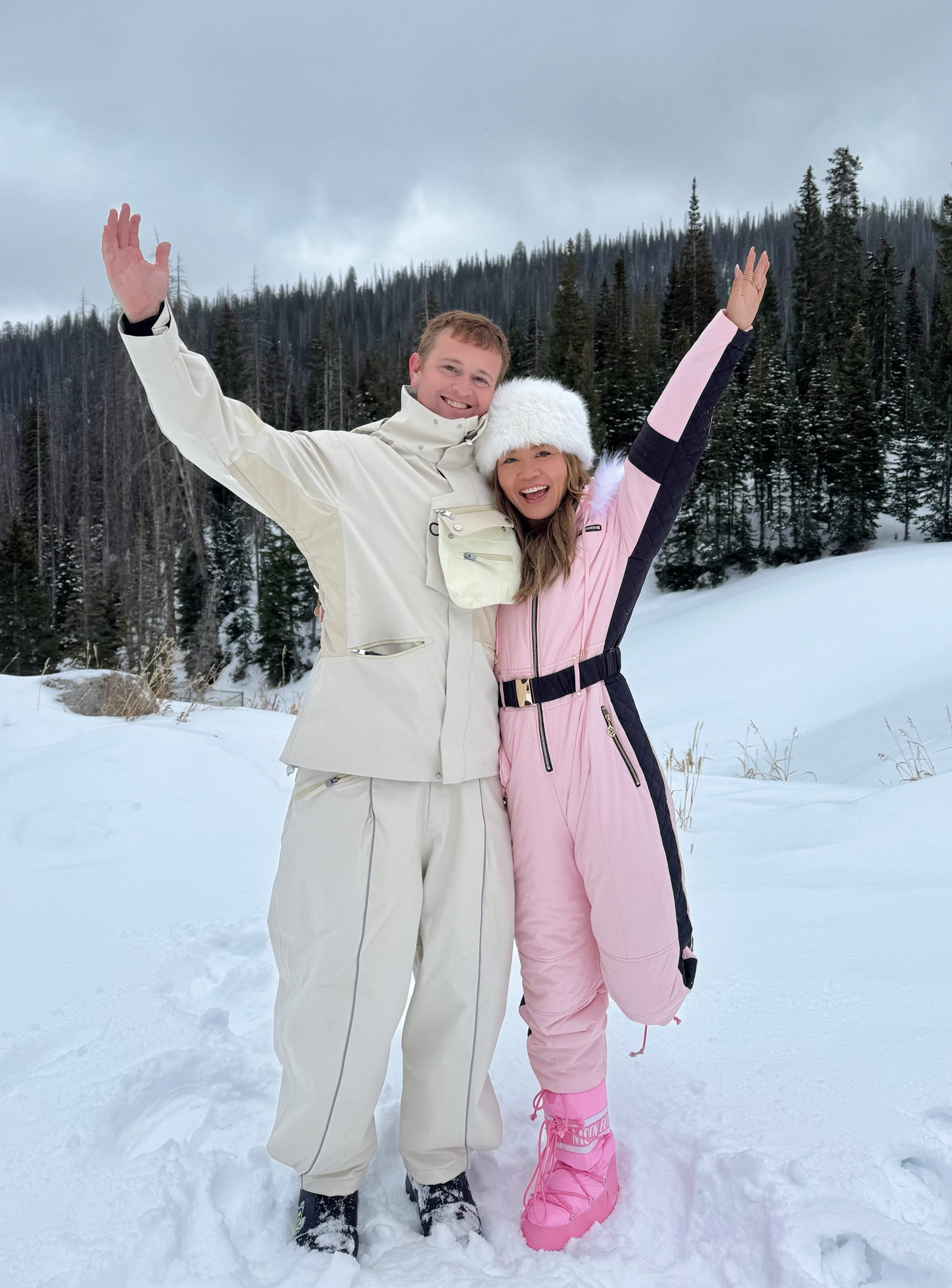 Ski clothes

Snow mobiling, snow, winter ski suit

#LTKHoliday #LTKSeasonal #LTKGiftGuide