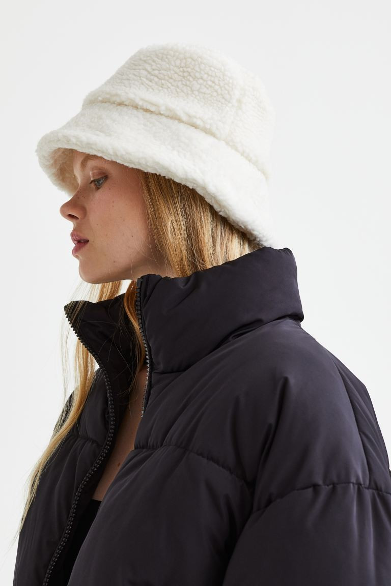 Bucket hat | H&M (UK, MY, IN, SG, PH, TW, HK)