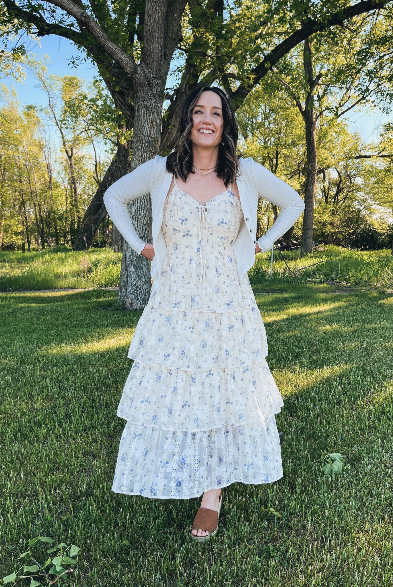 This dress was a vibe 💃🏻 wearing a medium but could have sized down

#LTKSeasonal