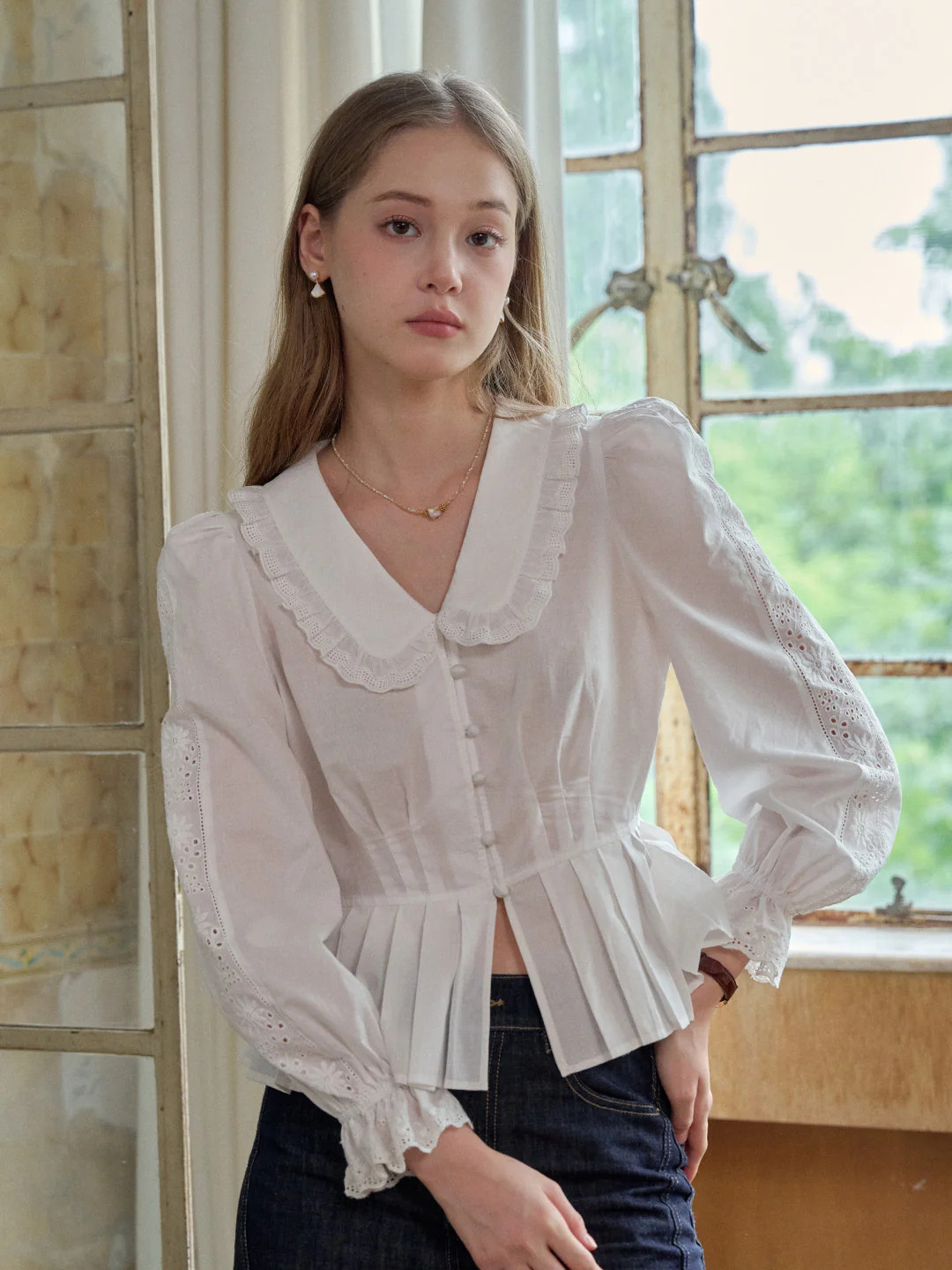 Palmer V-Neck Puff Sleeves Blouse | Simple Retro