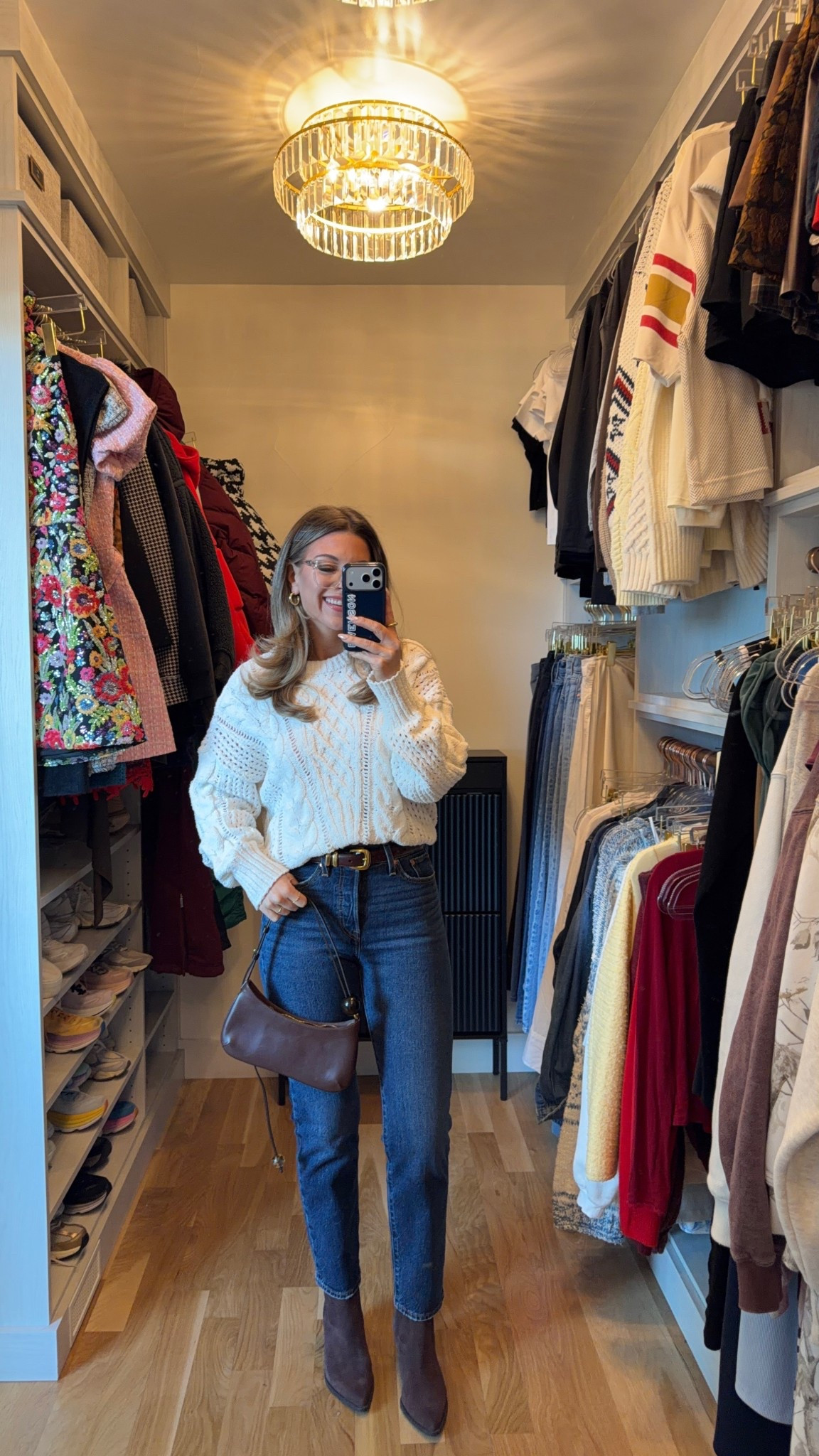 Levi’s denim paired with cream chunky knit sweater and boots

Electric picks code: emerson20

Wearing 24 in jeans small sweater

Causal everyday
Denim jeans
Winter look
Shopping
Lunch date
Workwear


#LTKSeasonal #LTKootd #LTKFindsUnder100