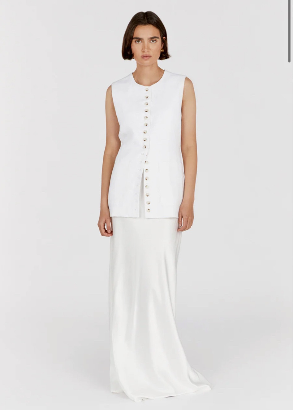 One of my favorite long linen vests! 

#LTKWorkwear #LTKStyleTip