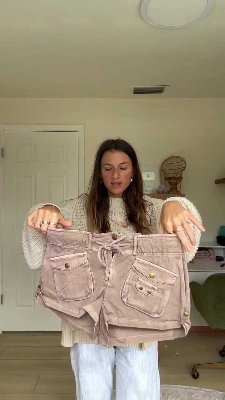 new free people haul! tank I’m wearing while trying on is from olivelynn and my jewelry is from coastline color:) 

shorts: XS
tops: small 

vacation outfits, shorts, basics, long sleeve 

#LTKfindsunder100 #LTKstyletip #LTKVideo