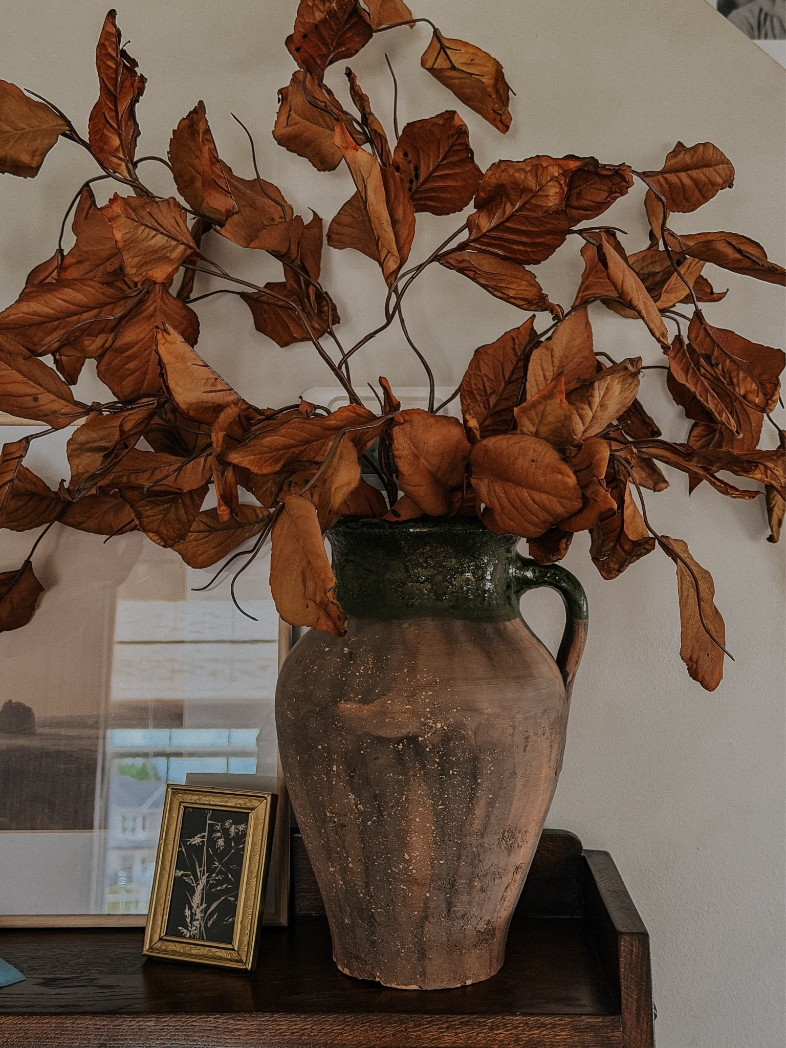 Turkish pit + magnolia leaf combo for fall

#LTKHome #LTKSeasonal