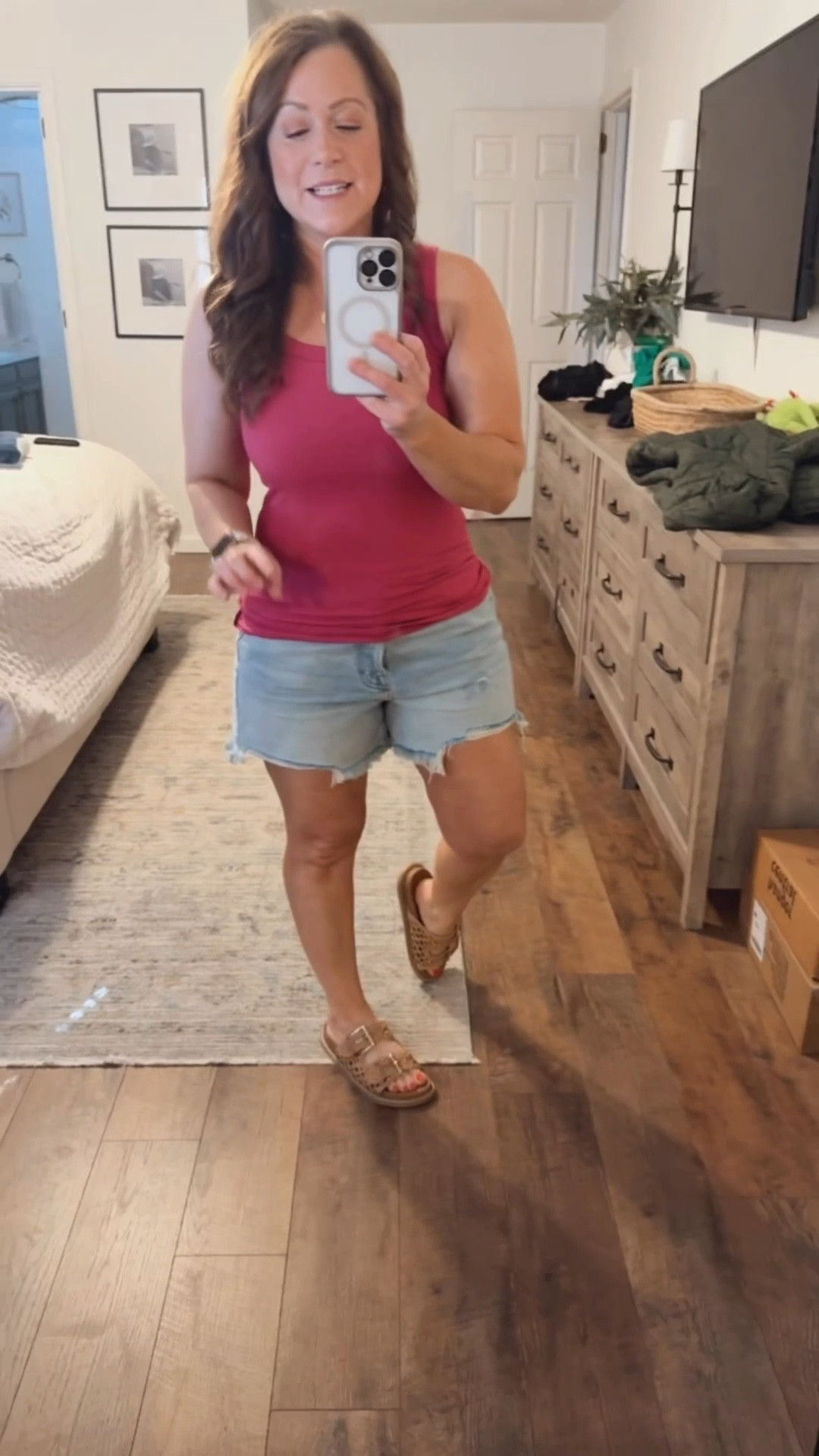 These denim shorts + sandals are o sale this week 25% off! 

Shorts - “90’s baggy” I am in a 6
Sandals … TTS
Top- small

#LTKShoeCrush #LTKPetite #LTKMidsize