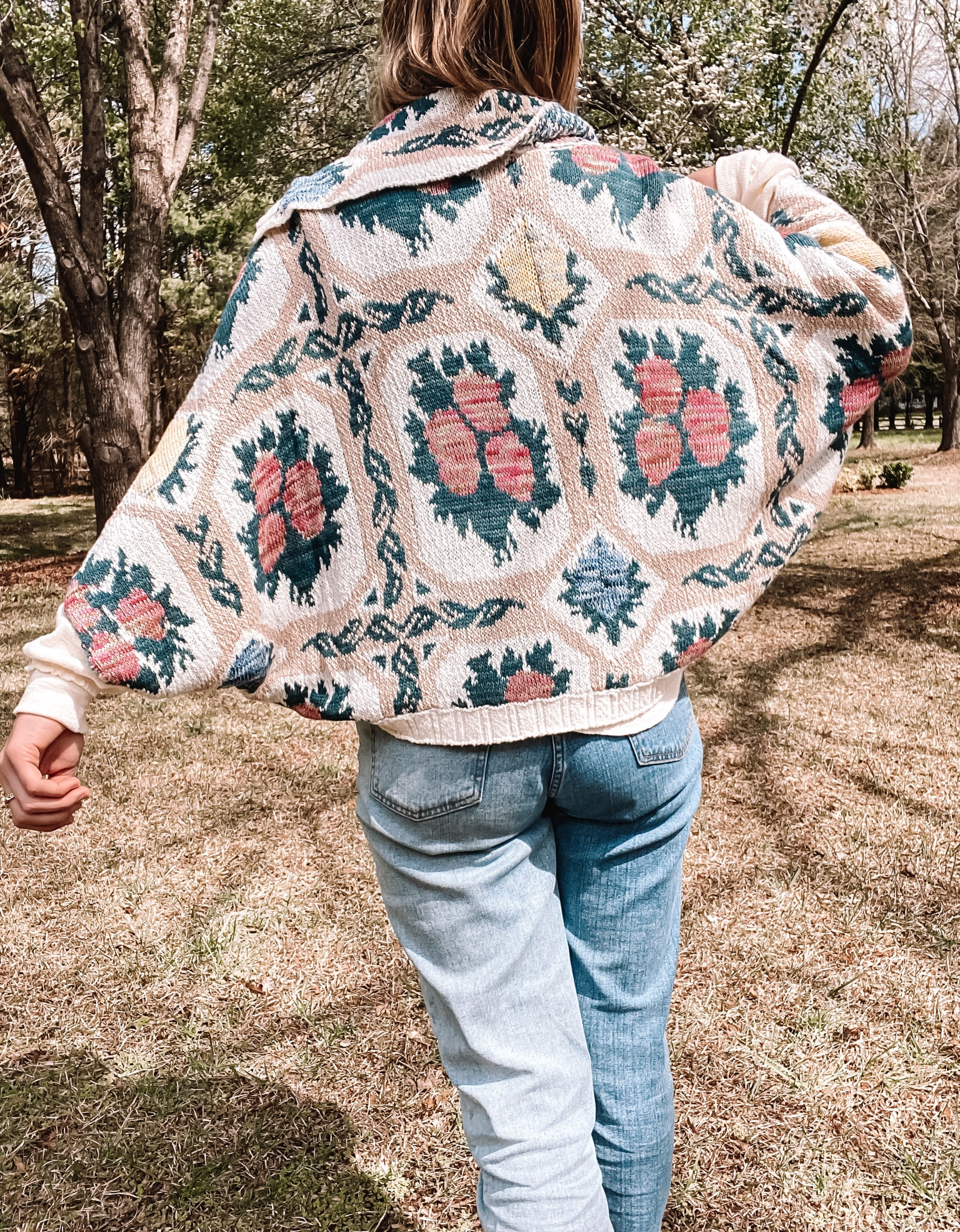 This floral knitted cardigan from Anthropologie is in a size xs/s and the jeans are from Abercrombie in size 26r/2r.
Both fit true to size. 

Floral cardigan, floral top, cottage fashion, cottage core fashion, outfit of the day, anthro style, Anthropologie fashion, quilt style cardigan, English cottage fashion, English cottage style, light blue jeans, Abercrombie jeans, 

#LTKstyletip #LTKSeasonal #LTKunder100
