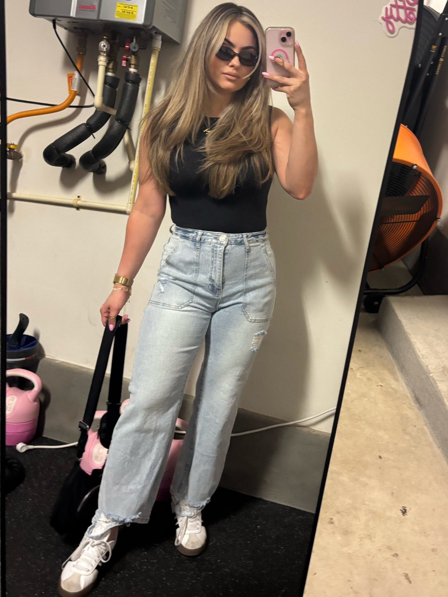 Obsessed with these sunnies- I purchased them for a concert but will be wearing daily until further notice 👩‍⚖️  

#LTKBeauty #LTKSaleAlert