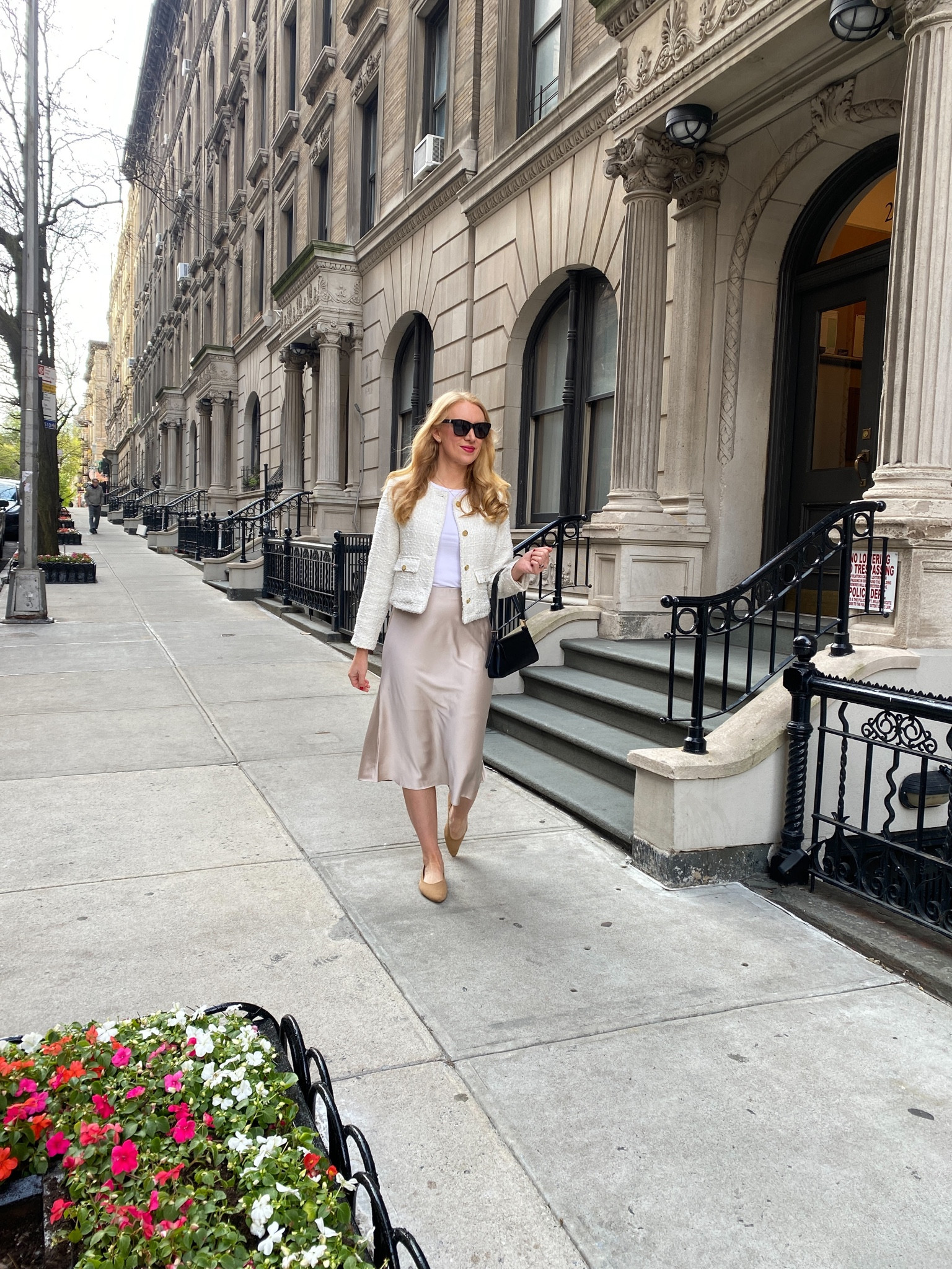 A perfect outfit for mothers day & the shoes are bunion friendly 

#LTKshoecrush