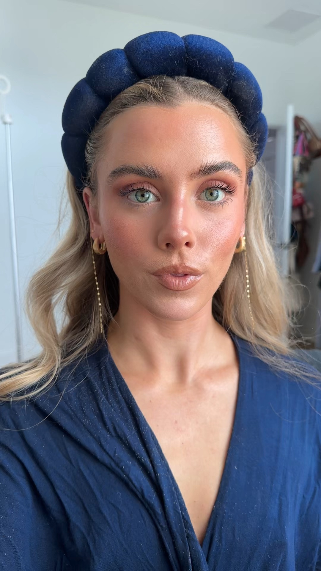 Say hello to your new blur bestie the Revolution Powder Pops Instant Blur Setting Powder – smooth, soft-focus skin in seconds. @revolutionbeauty 

#LTKgrwm #LTKselfcare #LTKBeauty