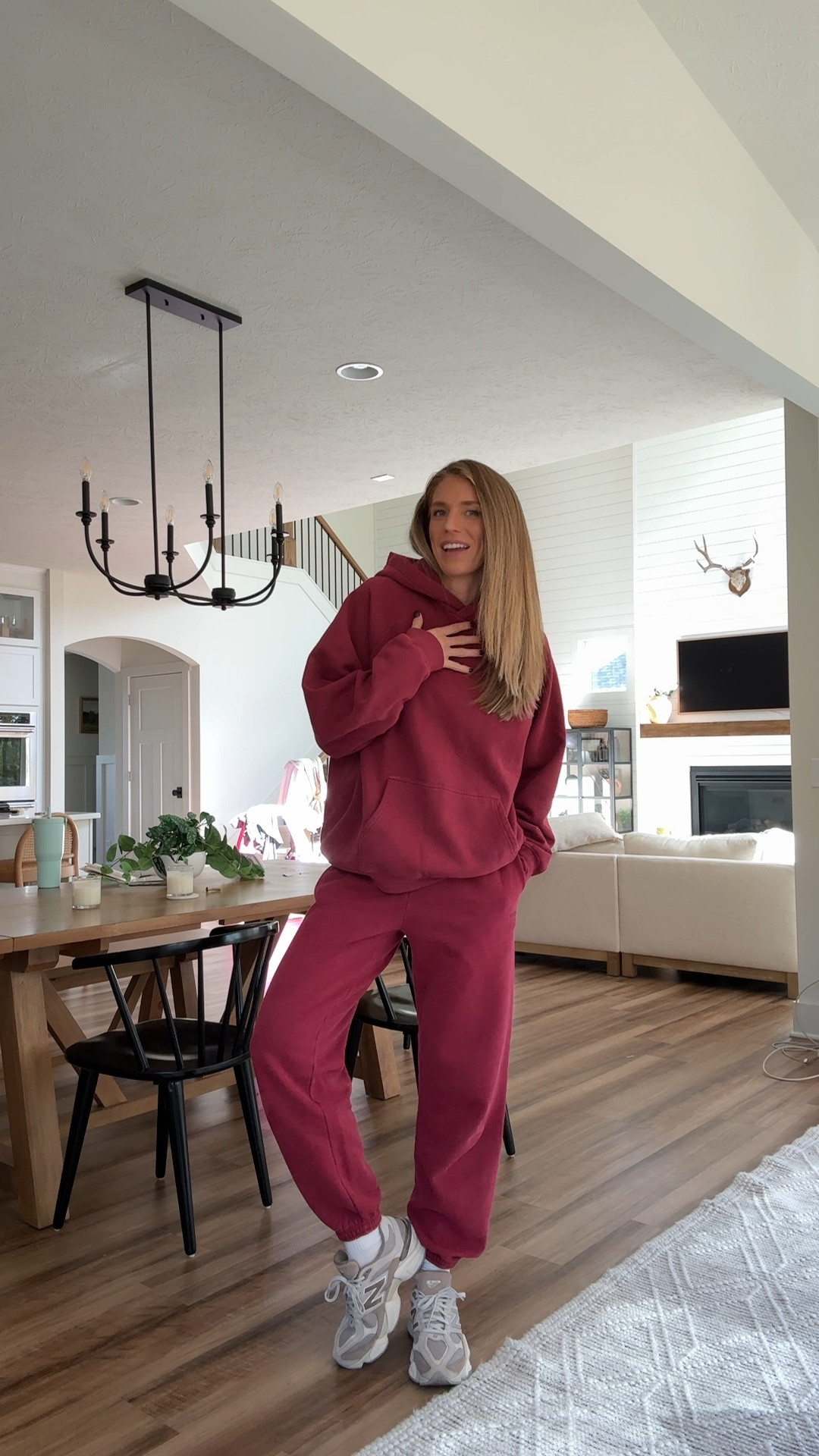 Comfy fall outfit I wore working from home today as a mom. 
Size medium in everything from this lounge set. Runs oversized and tall girl friendly 




Aritzia, tall girl

#LTKSeasonal #LTKTall