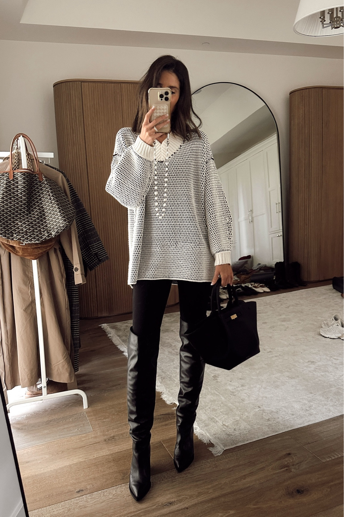 This sweater is so good and perfect for fall. I'm just shy of 5-7" wearing the size XS sweater!
StylinByAylin, Aylin, fall outfit

#LTKSeasonal #LTKActive #LTKStyleTip