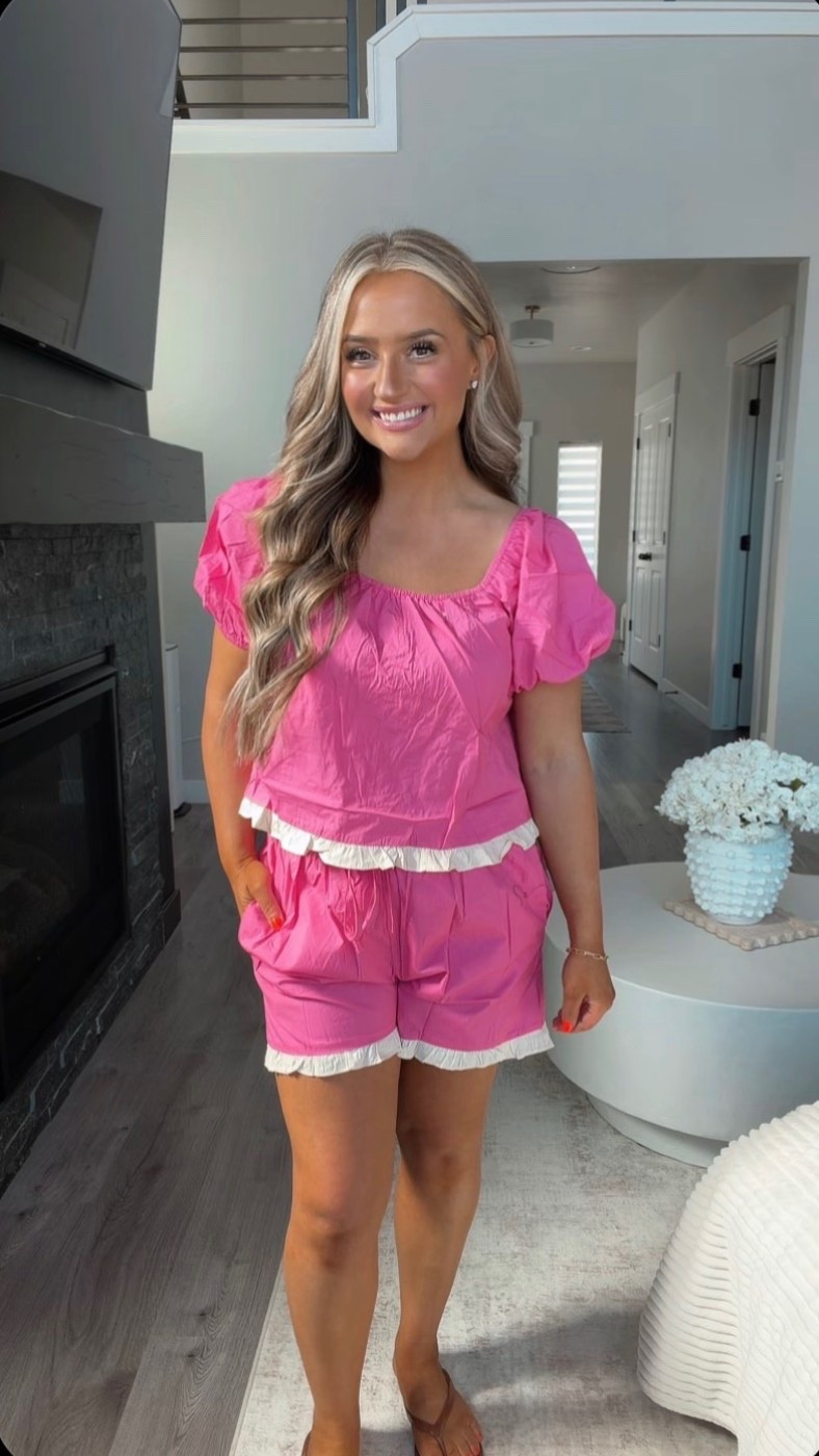 Huge Amazon spring haul and all of its on sale 👀 Comment HAUL and I’ll send you all the 🔗’s 

#springfashion #amazonfashion #springstyle #petitefashion