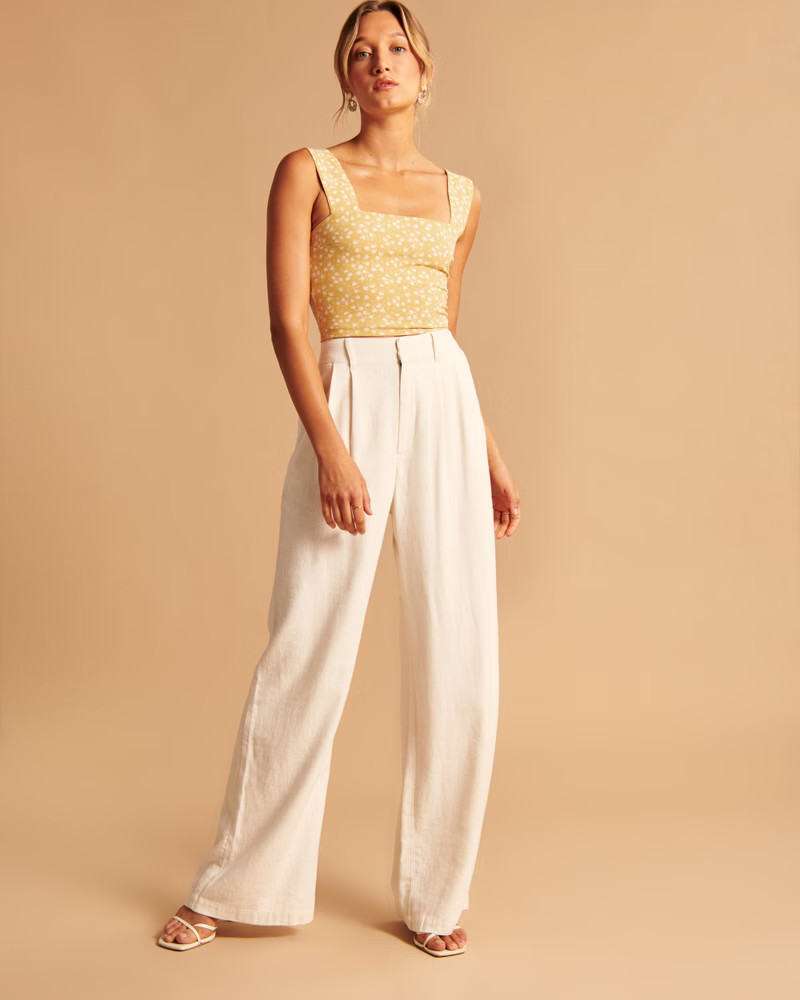 Women's Wide Strap Squareneck Top | Women's Clearance | Abercrombie.com | Abercrombie & Fitch (US)