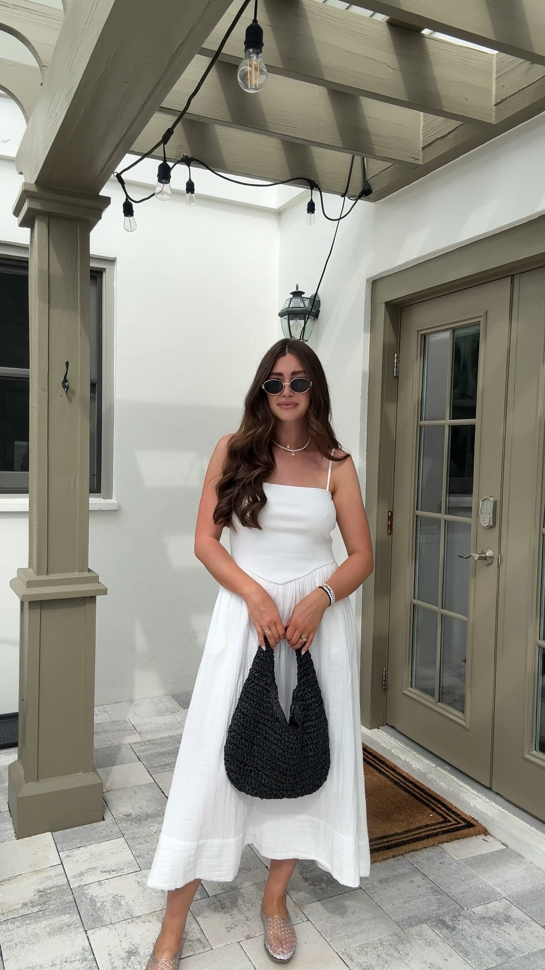 Mom approved vacay look. Wearing my true size medium in dress (if in between size down in dress and shoes!) wearing 8 in shoes 