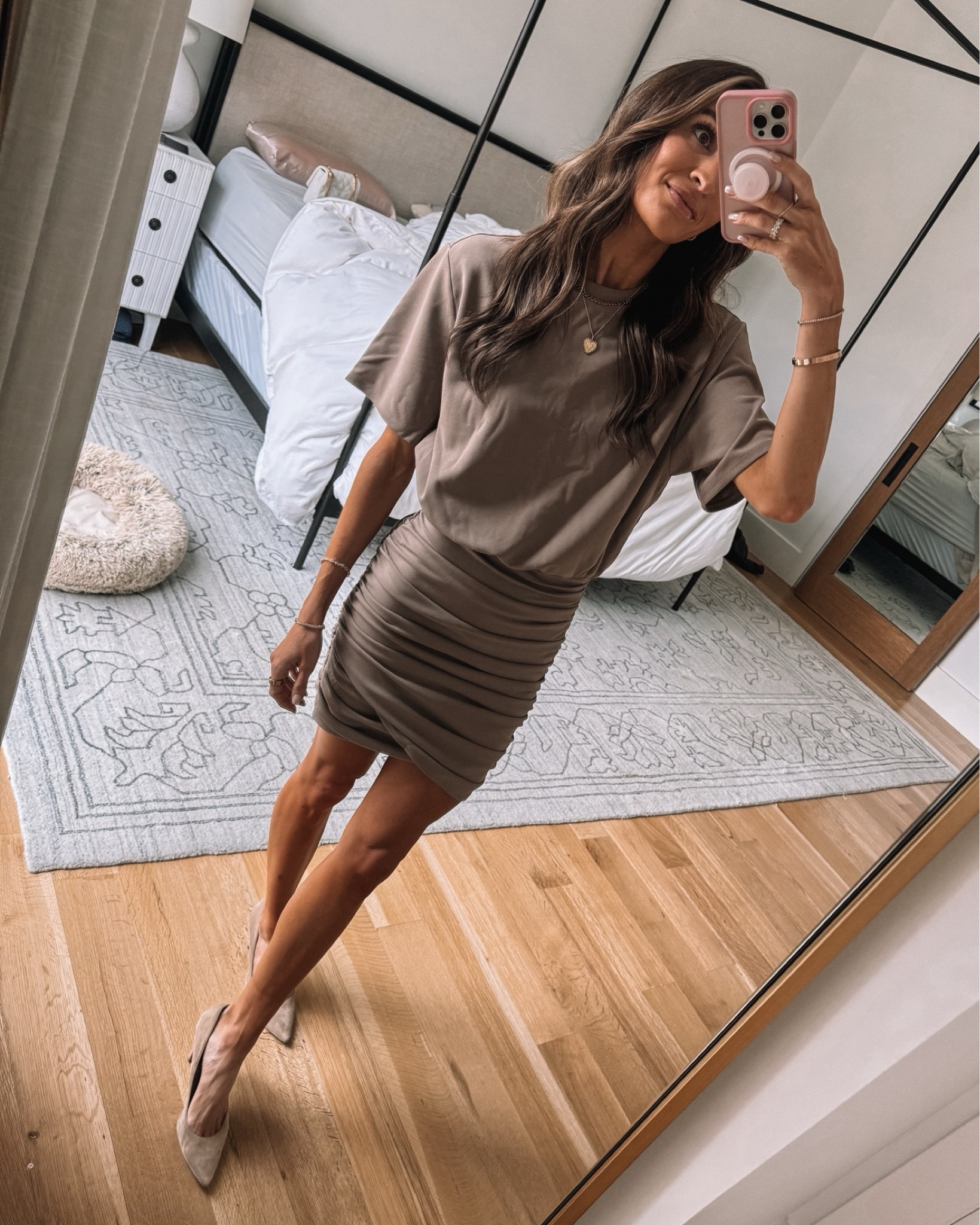 the cutest ruched t-shirt dress is on sale!😍 so dang flattering + easy to dress up or down! 🙌🏻

#LTKSaleAlert #LTKFindsUnder100