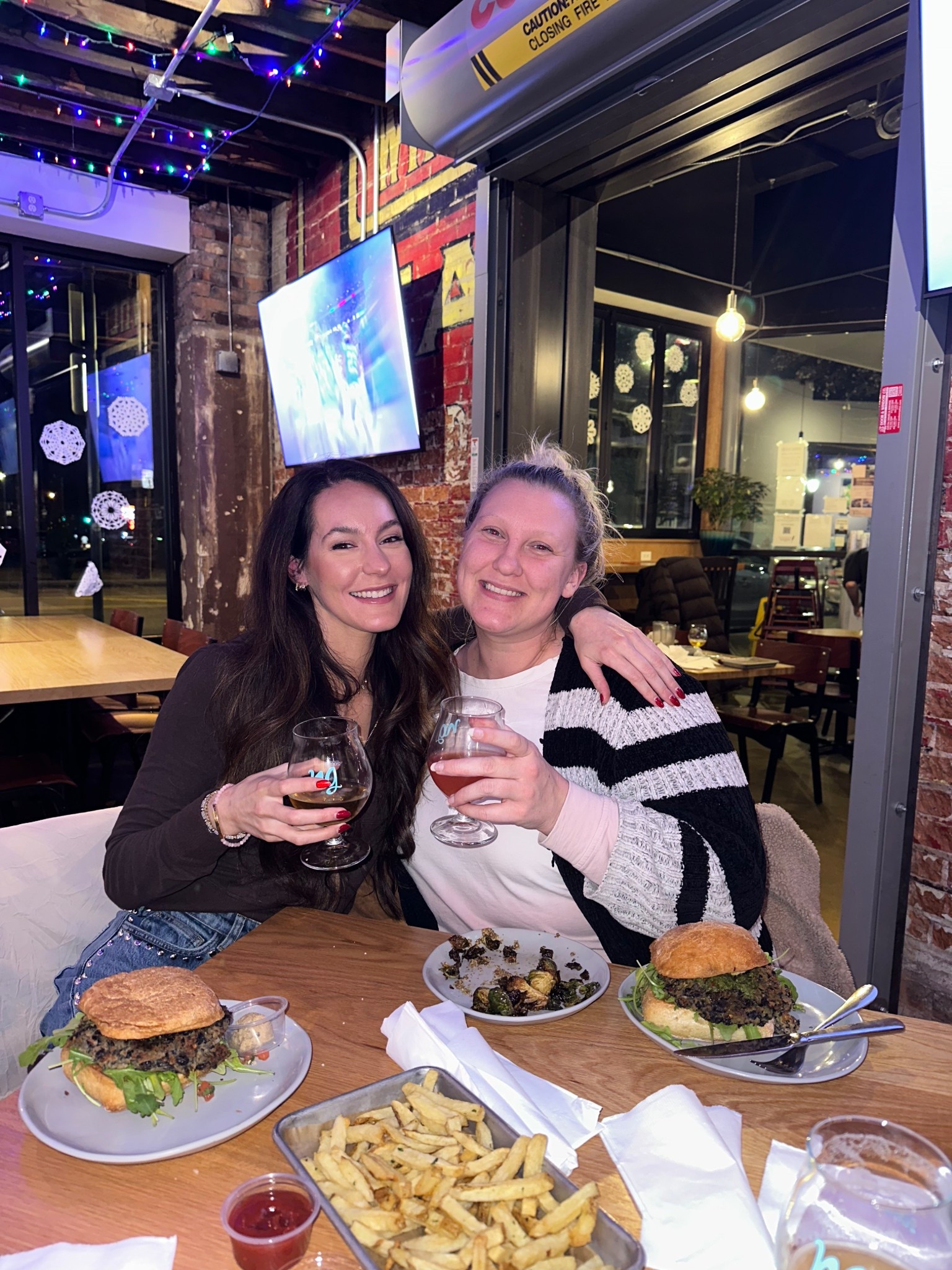 1/8/26 ootn
Abercrombie find
Soft full zip 


#LTKSeasonal