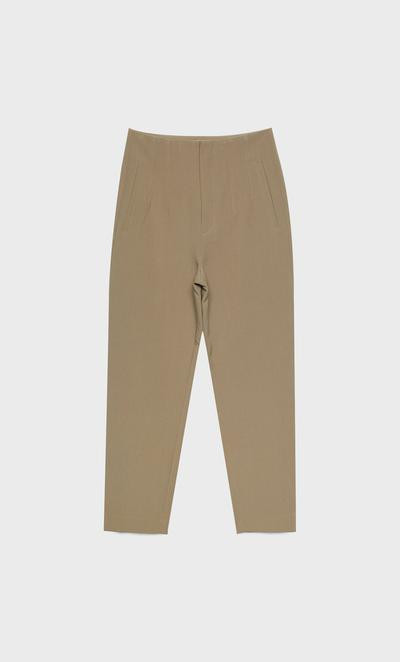 Smart trousers with darts - Women's fashion | Stradivarius United Kingdom | Stradivarius (UK)