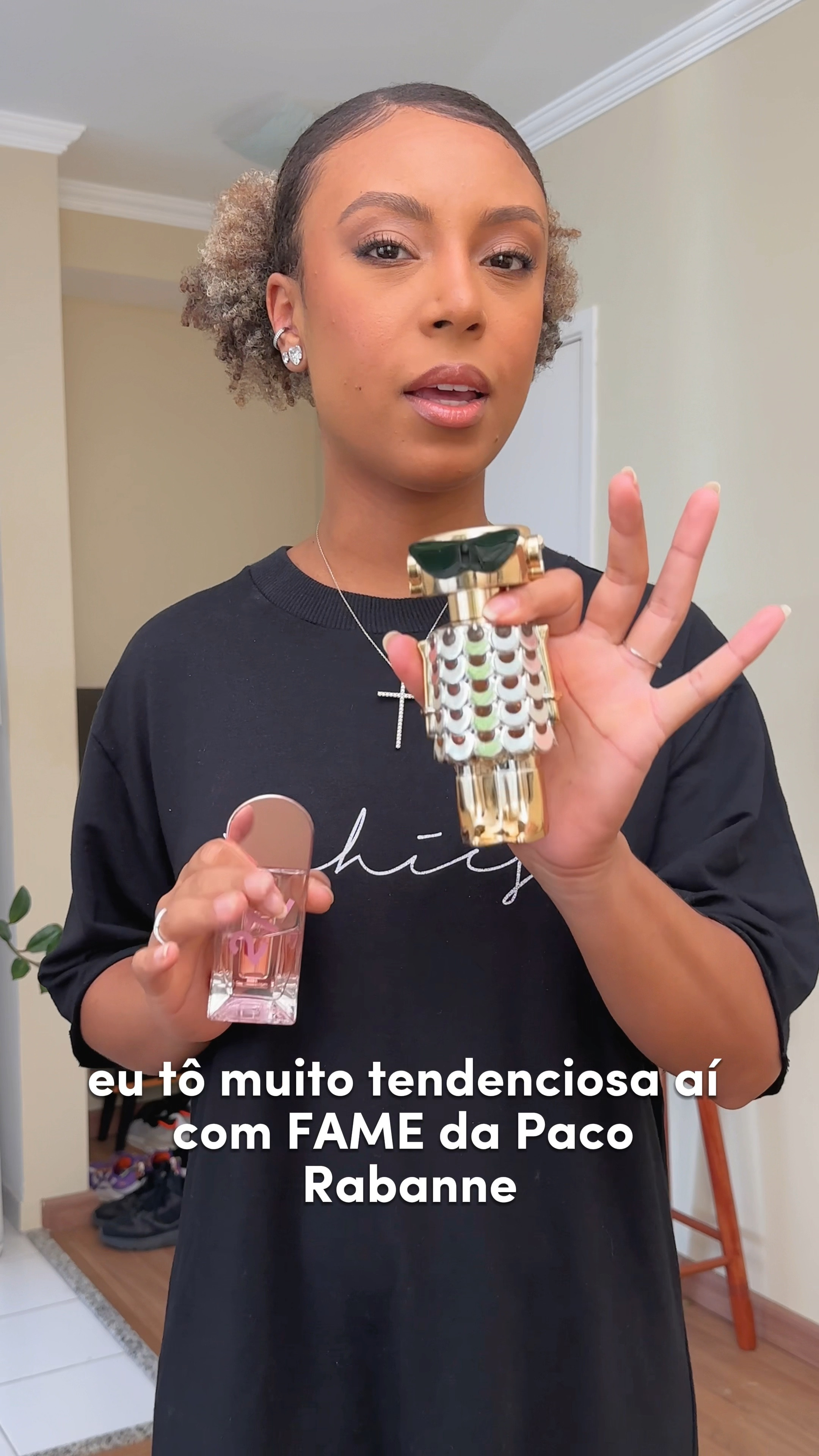 Minha dúvida de perfume segue firme.
Qual você escolheria?

#LTKstyletip #LTKbrasil #LTKbeauty
