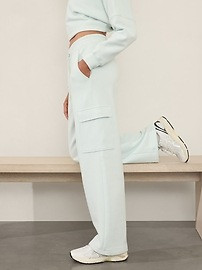 Easy Fleece Mid Rise Straight Cargo Pant | Athleta