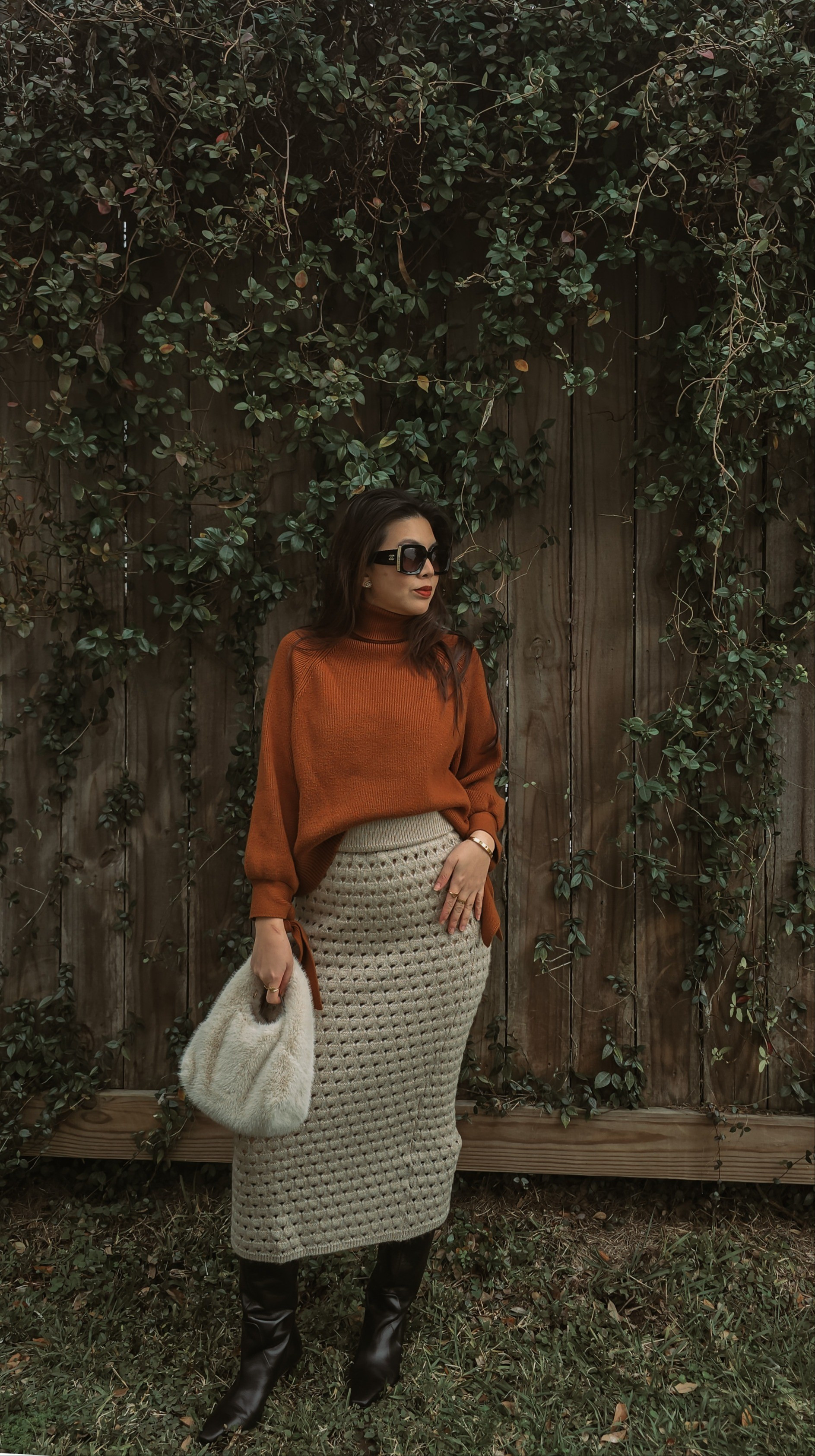 Step out in style with this elegant outfit inspo. Perfect for any occasion, this skirt offers both comfort and sophistication.

#LTKOver40 #LTKWorkwear #LTKFindsUnder100