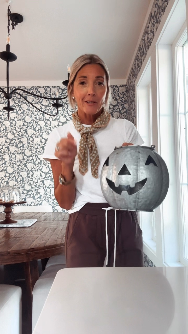 These metal pumpkins are back, available in a dark silver/ black &  a copper. They are 50% off🎃🎃🎃