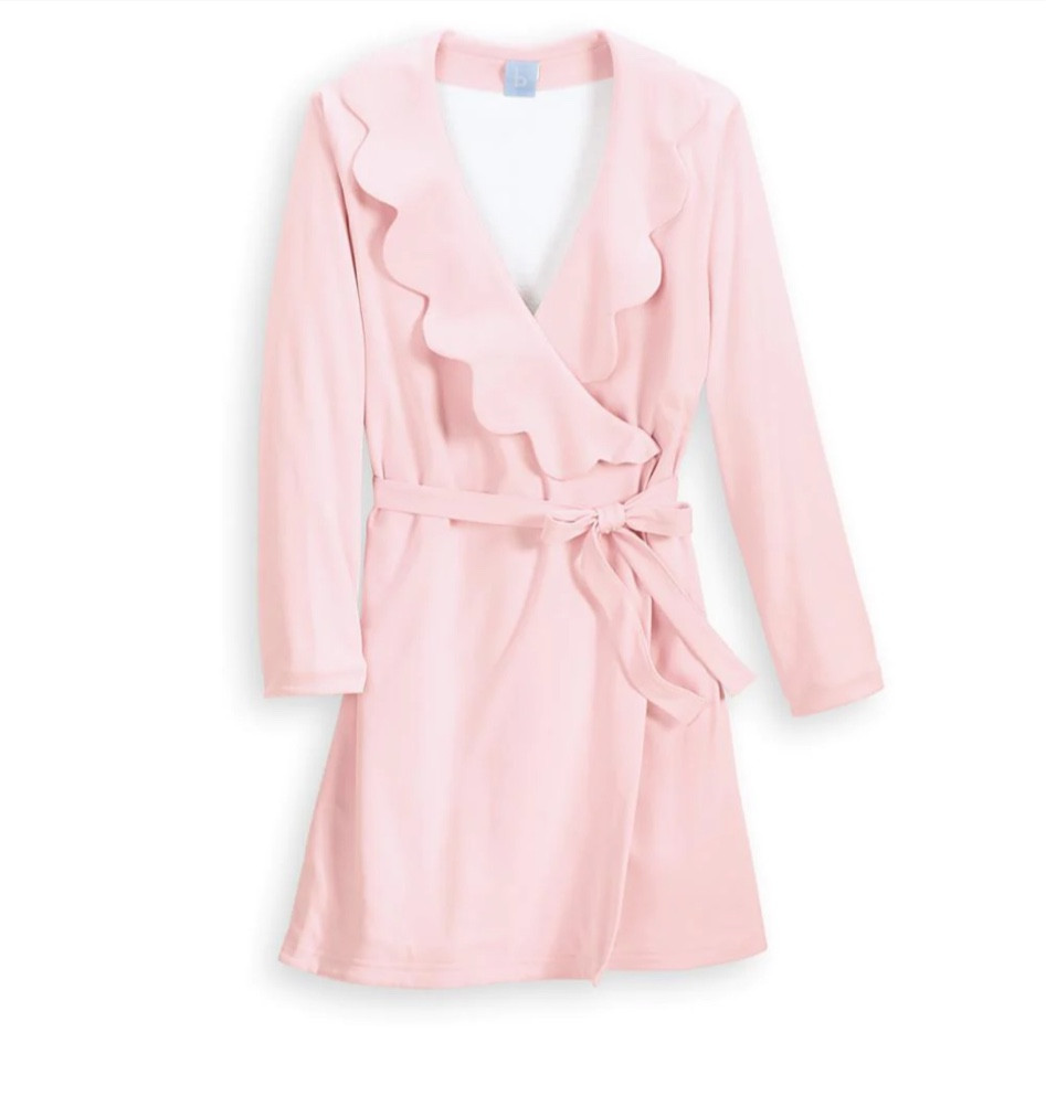 Scalloped Lounge Robe 

#LTKGiftGuide #LTKfindsunder100
