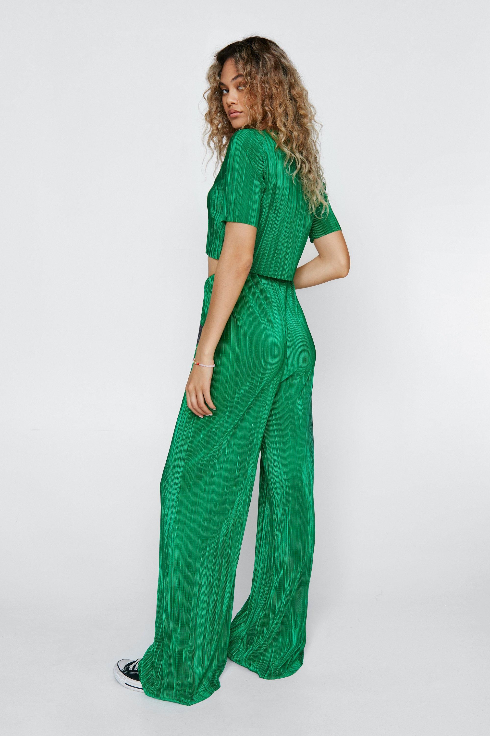 Plisse Relaxed Fit High Waisted Pants | Nasty Gal (US)