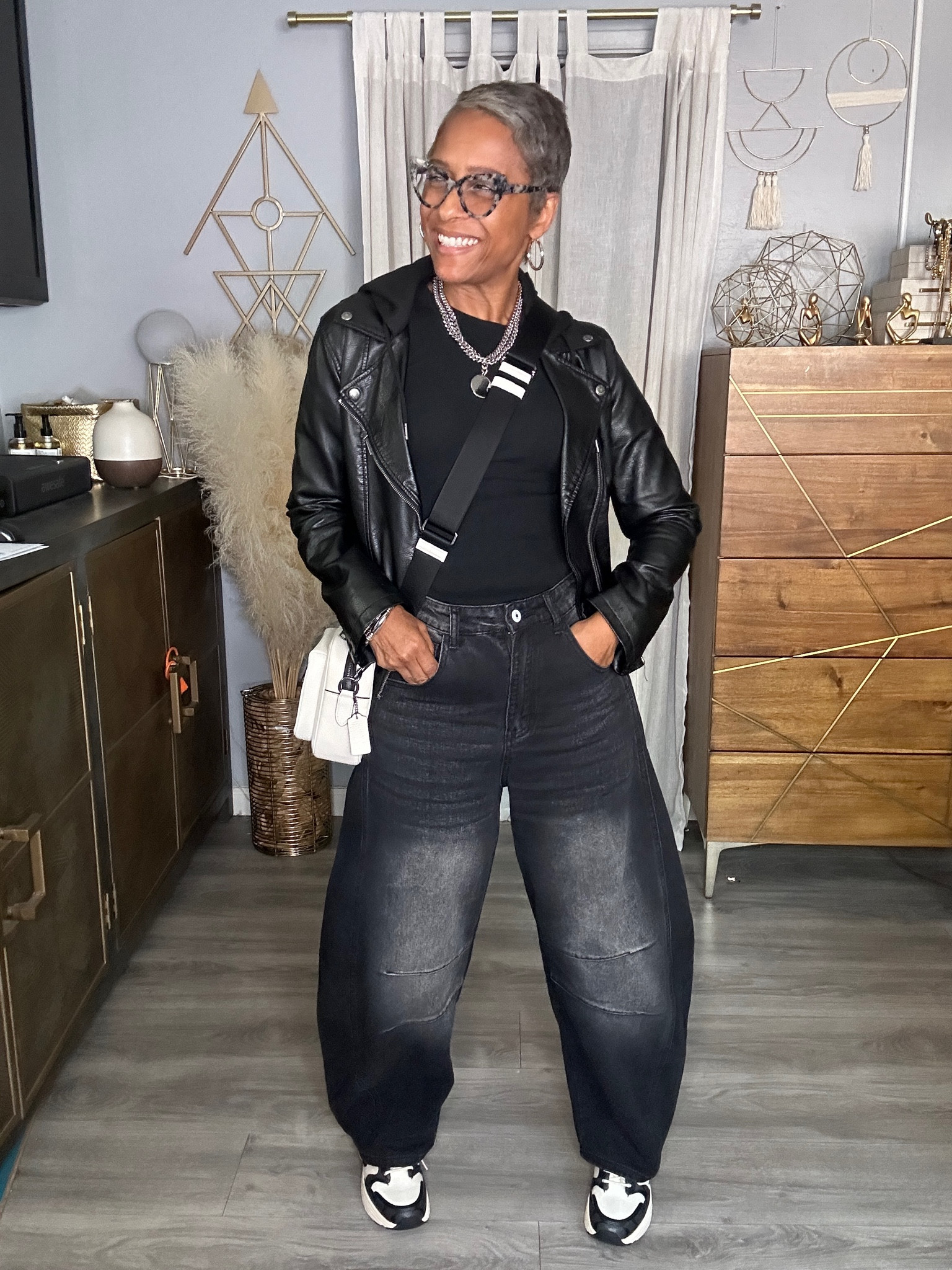 Black Barrel Jeans 
