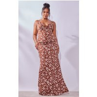 Plus Brown Ditsy Floral Maxi Skirt | PrettyLittleThing CAN