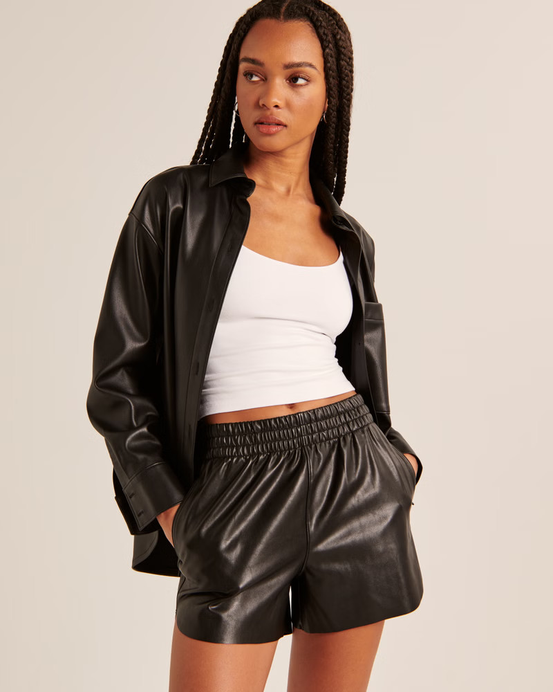 Vegan Leather Dolphin-Hem Short | Abercrombie & Fitch (US)