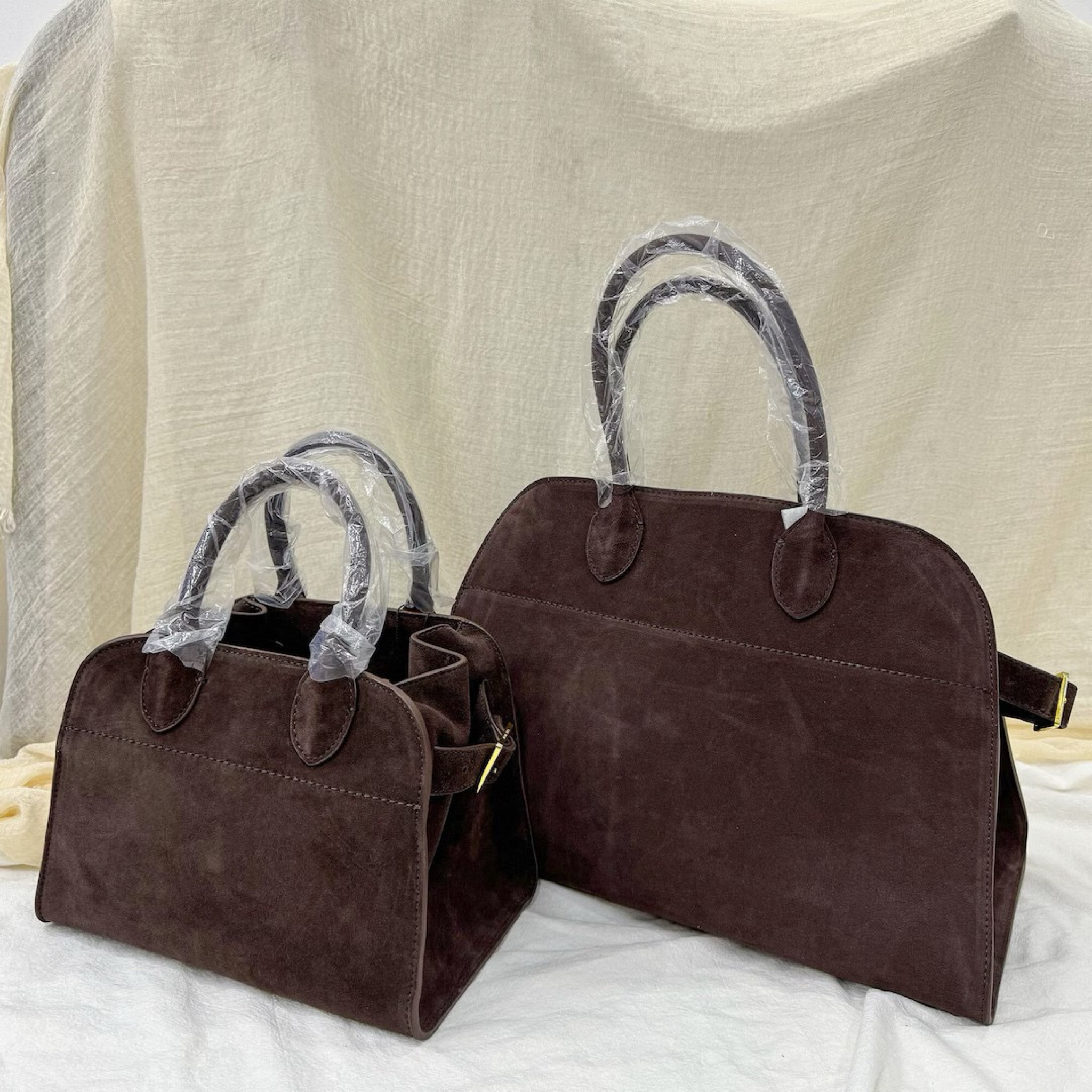 The row Margaux bag look for less
Suede bag
Fall style
Fall outfit
Tote bag
Purse
Crossbody
Etsy
Handbag
Margaux bag

#LTKItBag #LTKStyleTip