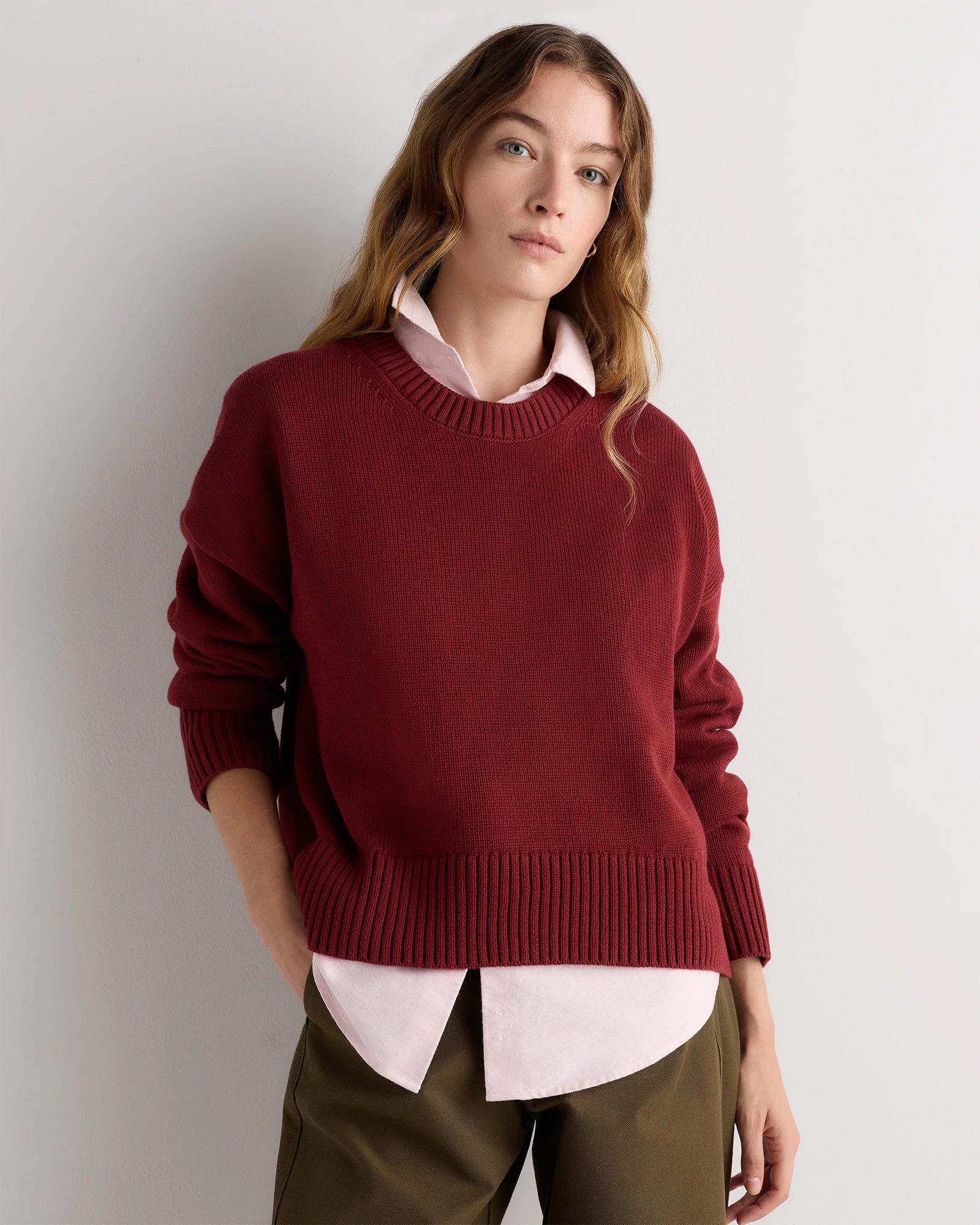 Quince | Women's Boyfriend Crewneck Sweater in Charcoal, Size Large, Organic Cotton | Quince