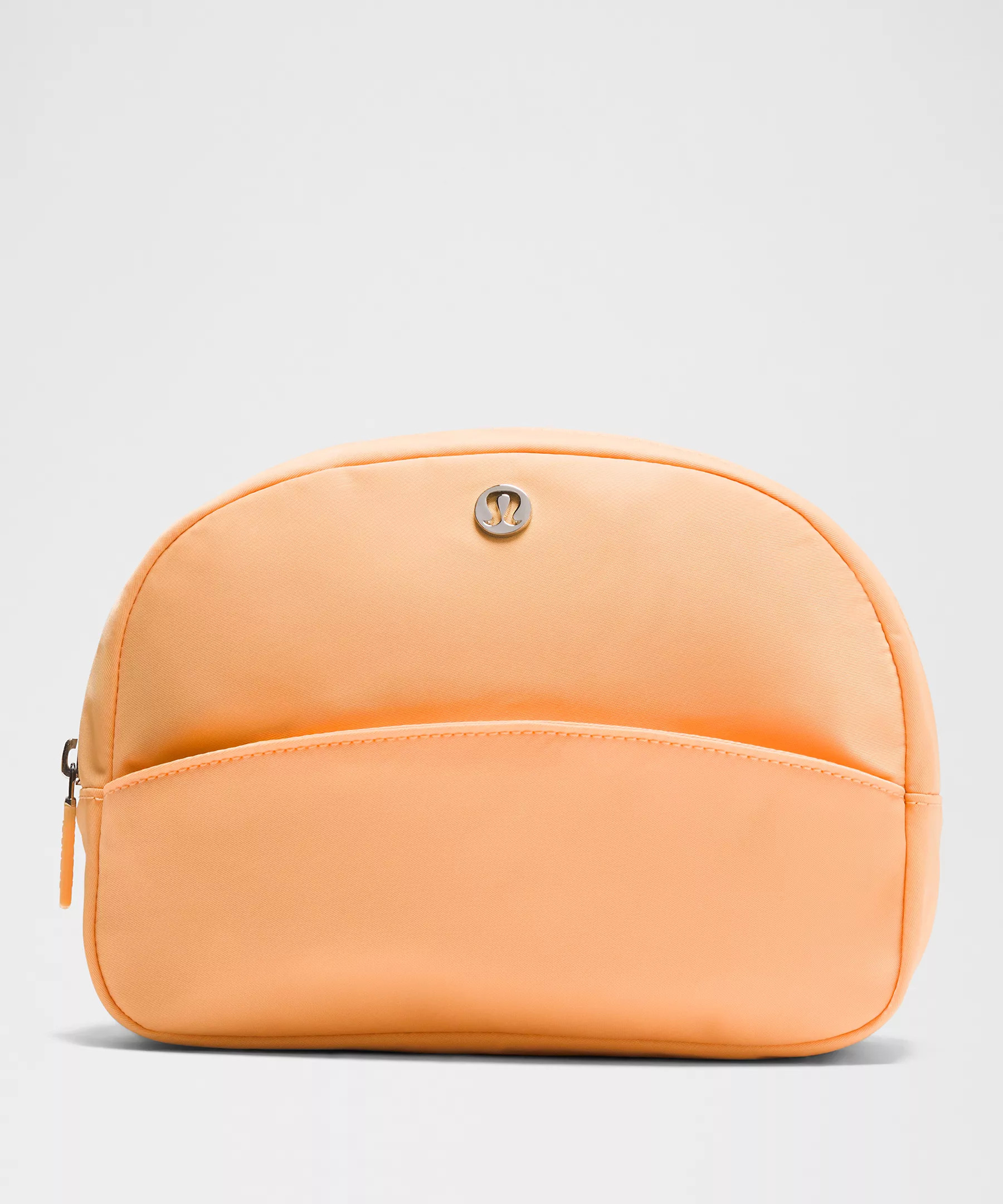 City Essentials Pouch 4L | Lululemon (US)