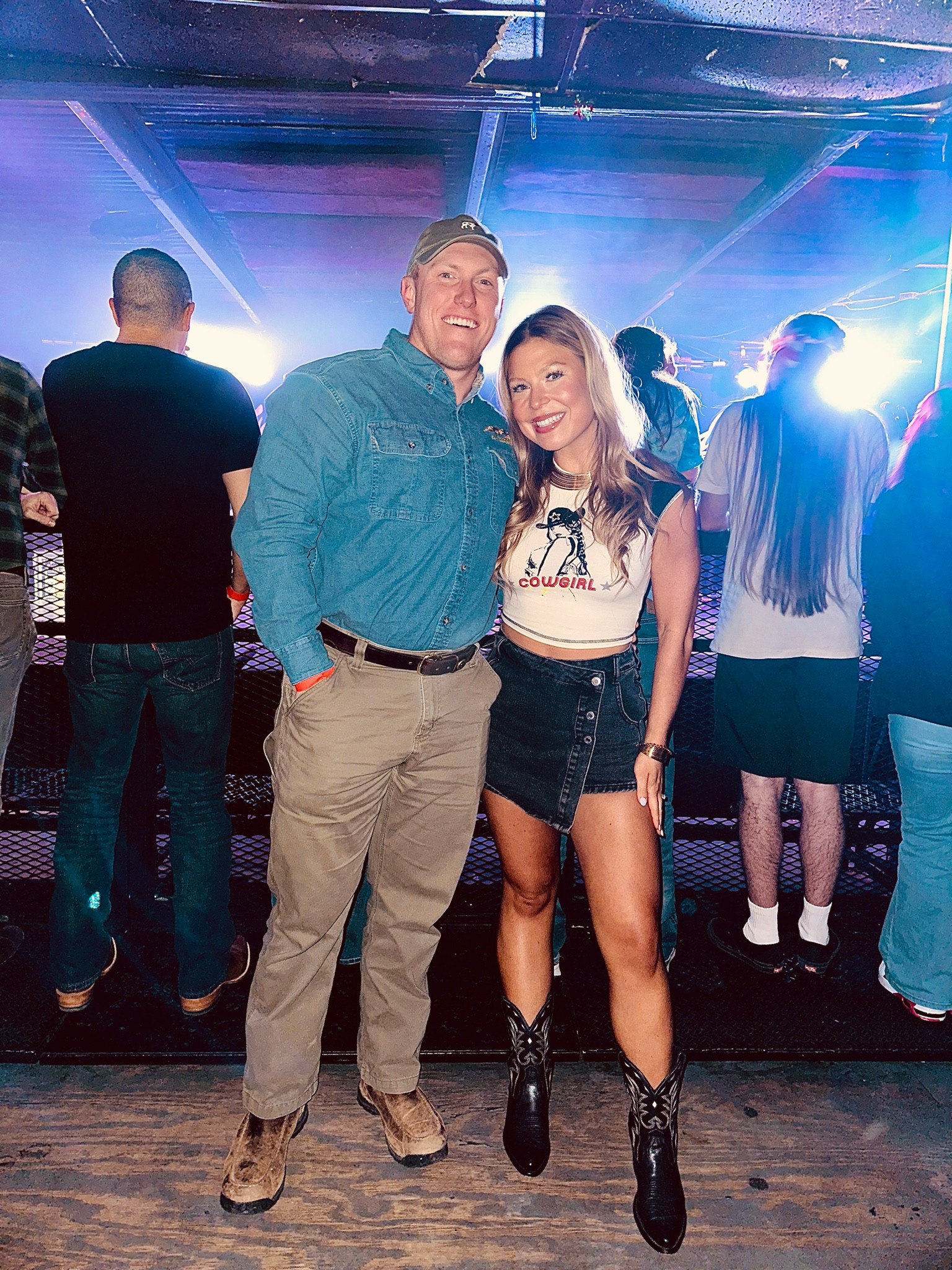 Castellows concert!!! 🤠

#LTKstyletip #LTKSeasonal